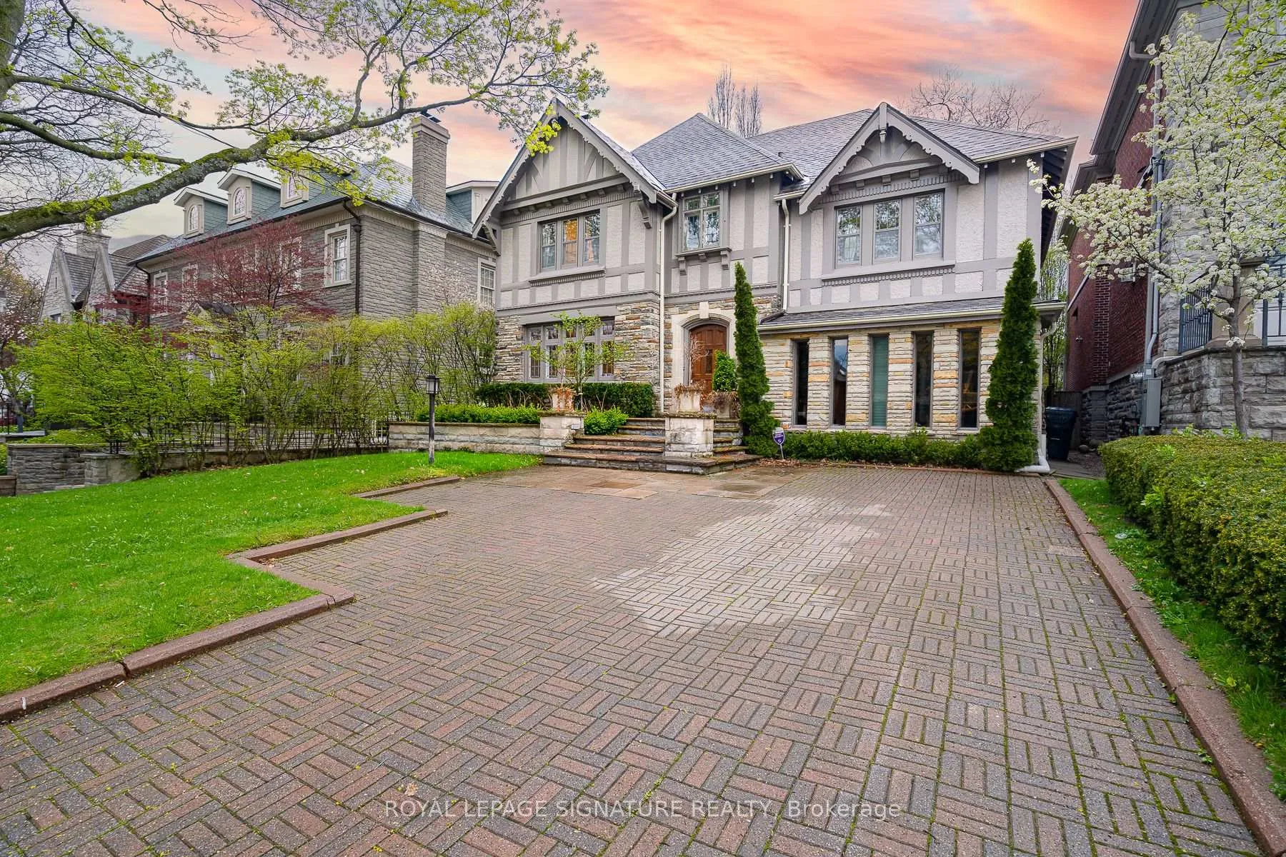 Photo 2 of 408 Rosemary Road, Toronto, Forest Hill South — HOMEH