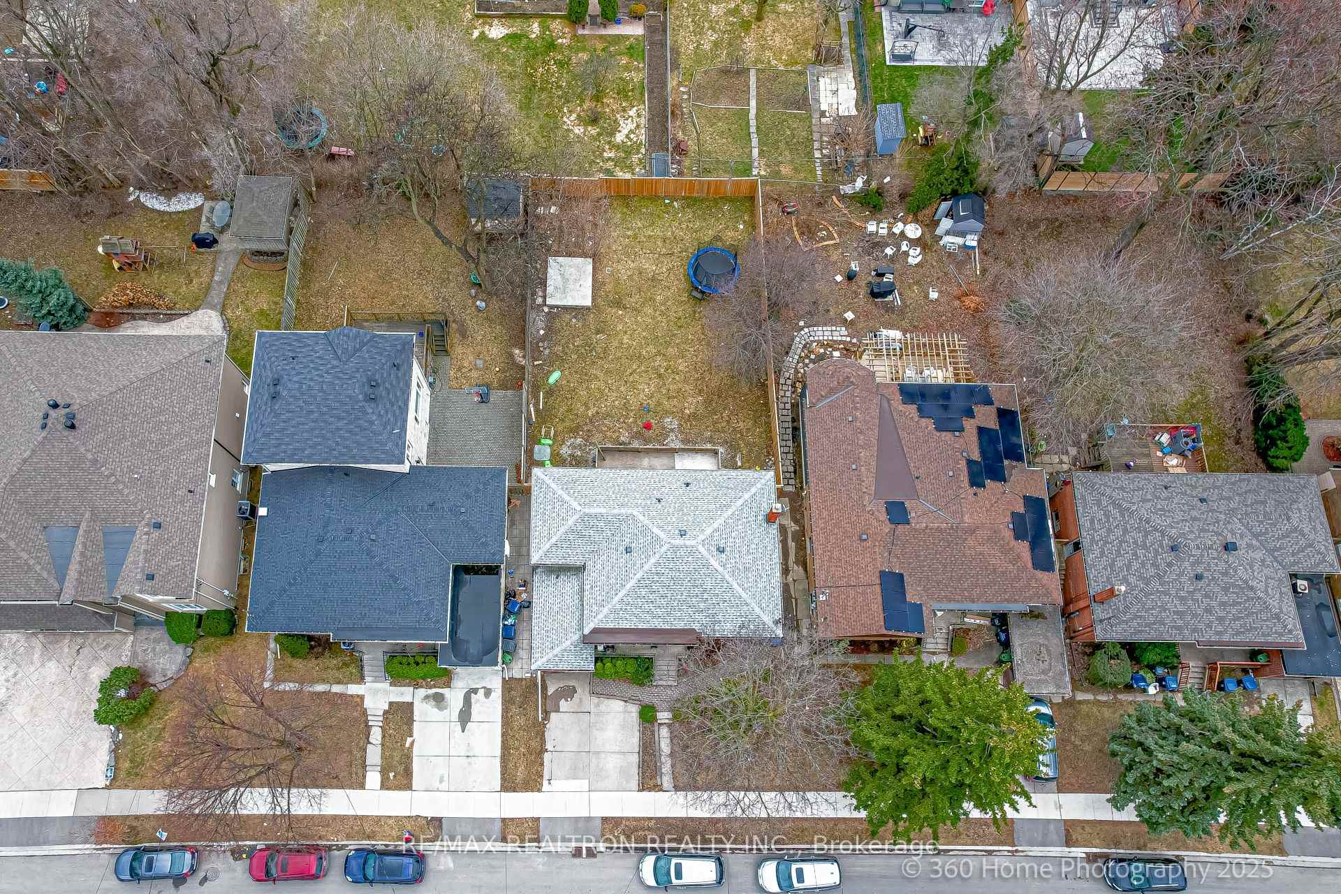 Photo 4 of 81 Baycrest Avenue, Toronto, Englemount-Lawrence — HOMEH