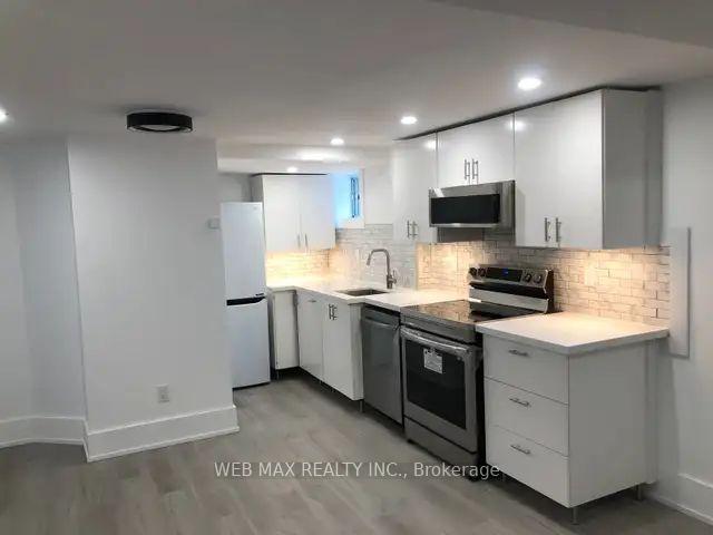 Front of Unit Lower, 138 Cadorna Avenue