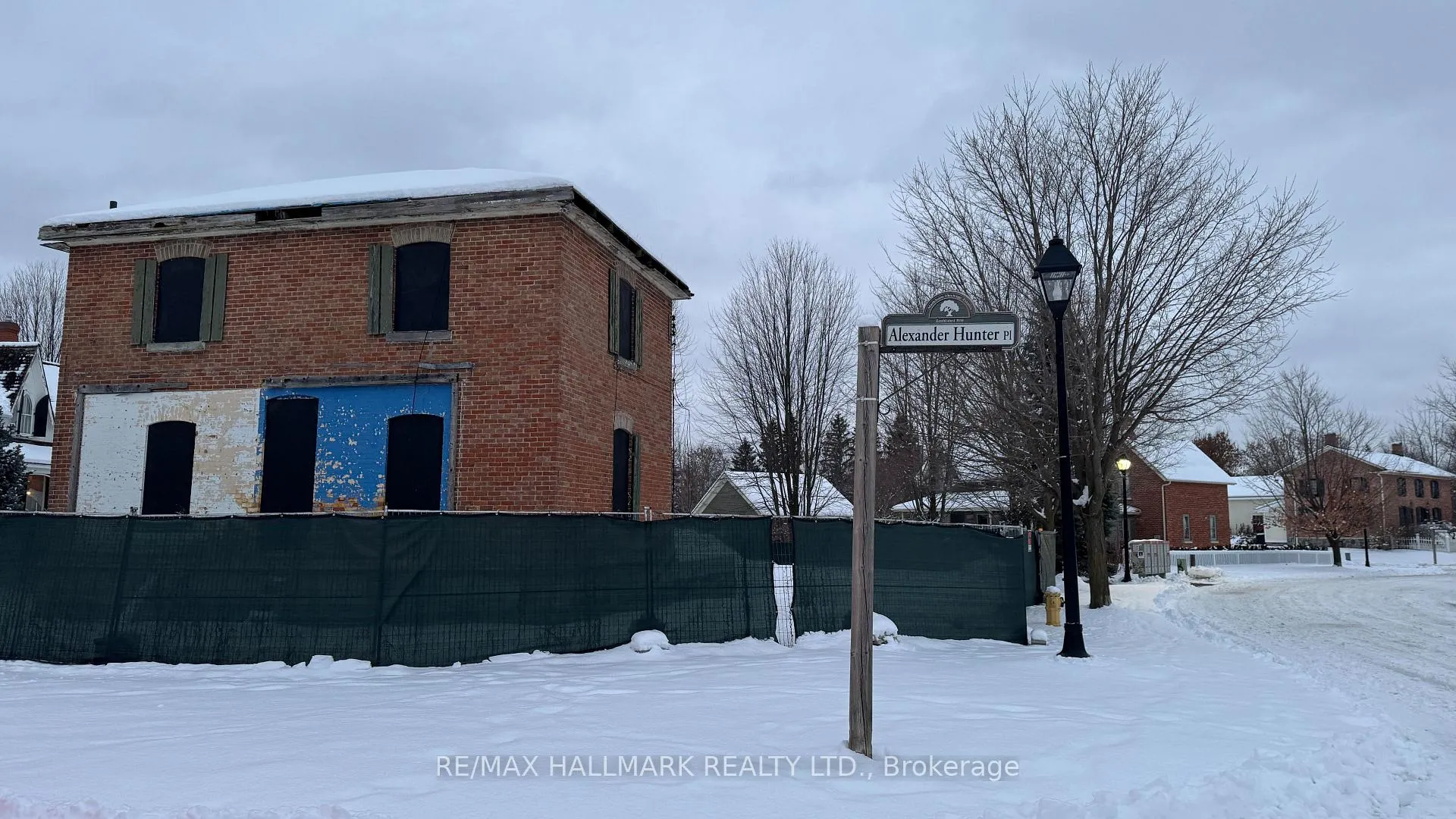 Photo 5 of 2 Alexander Hunter Place, Markham, Wismer — HOMEH