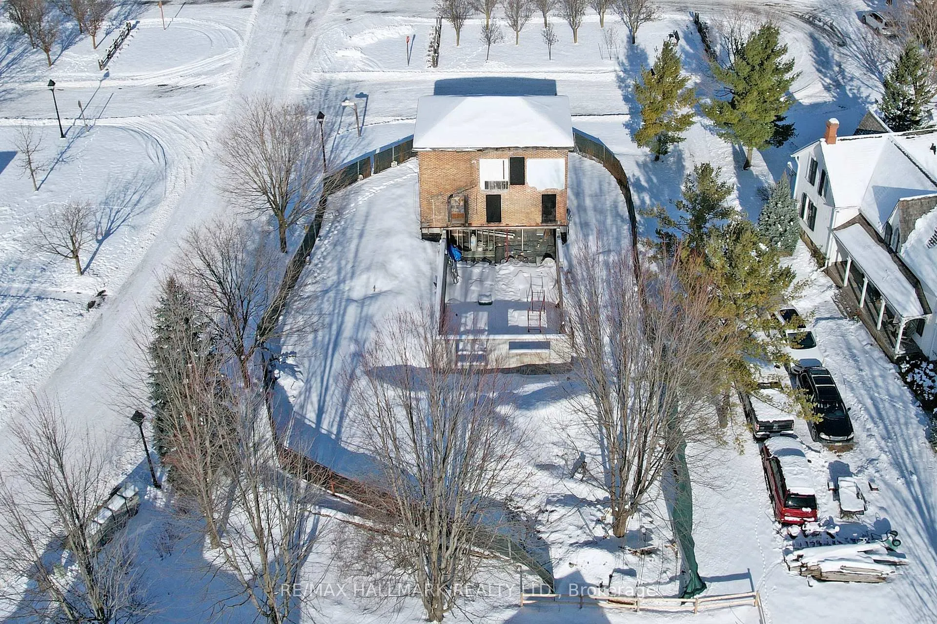 Photo 8 of 2 Alexander Hunter Place, Markham, Wismer — HOMEH