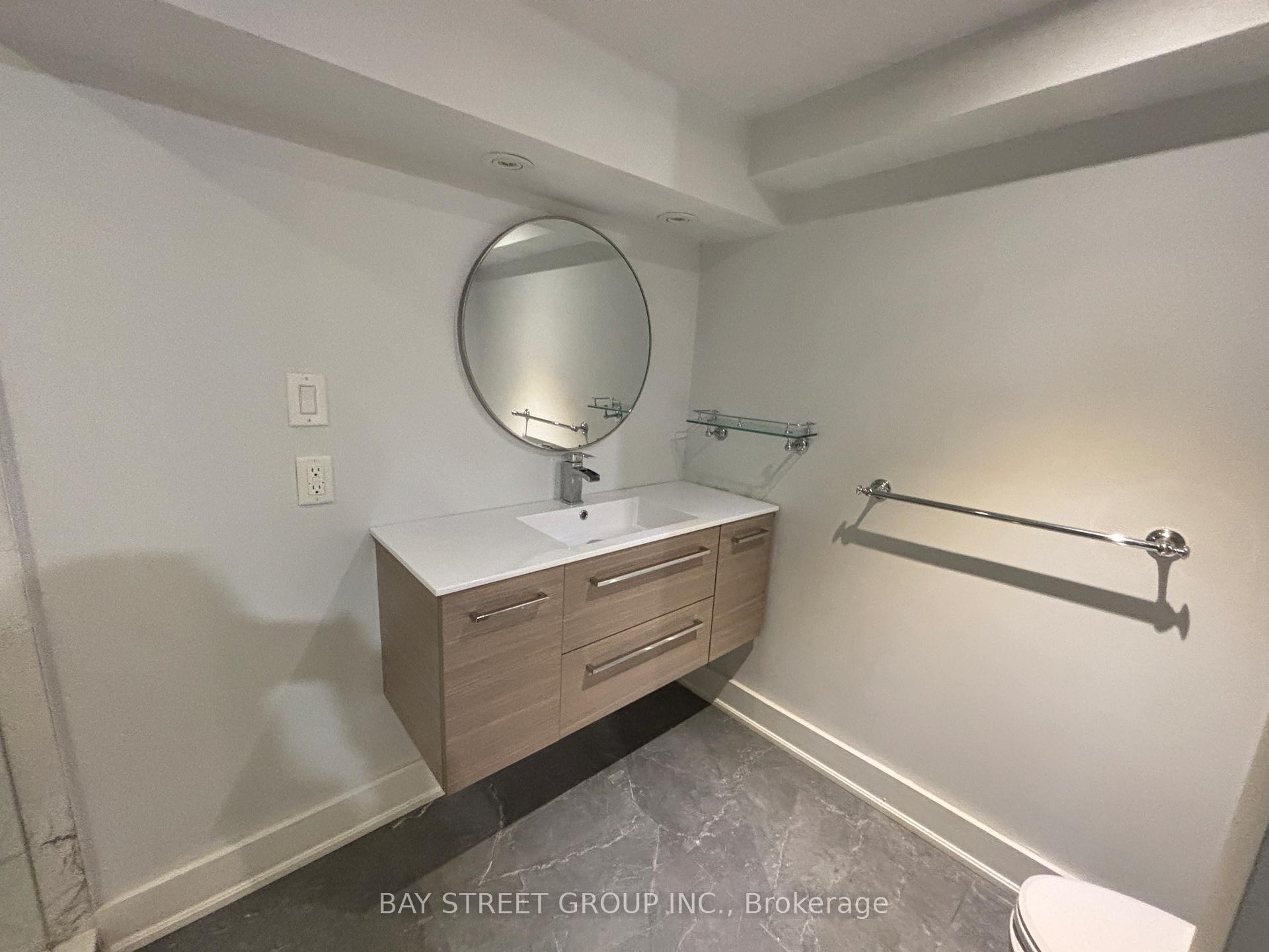 Photo 12 of 52 Aberdeen Avenue, Toronto, Cabbagetown-South St. James Town — HOMEH