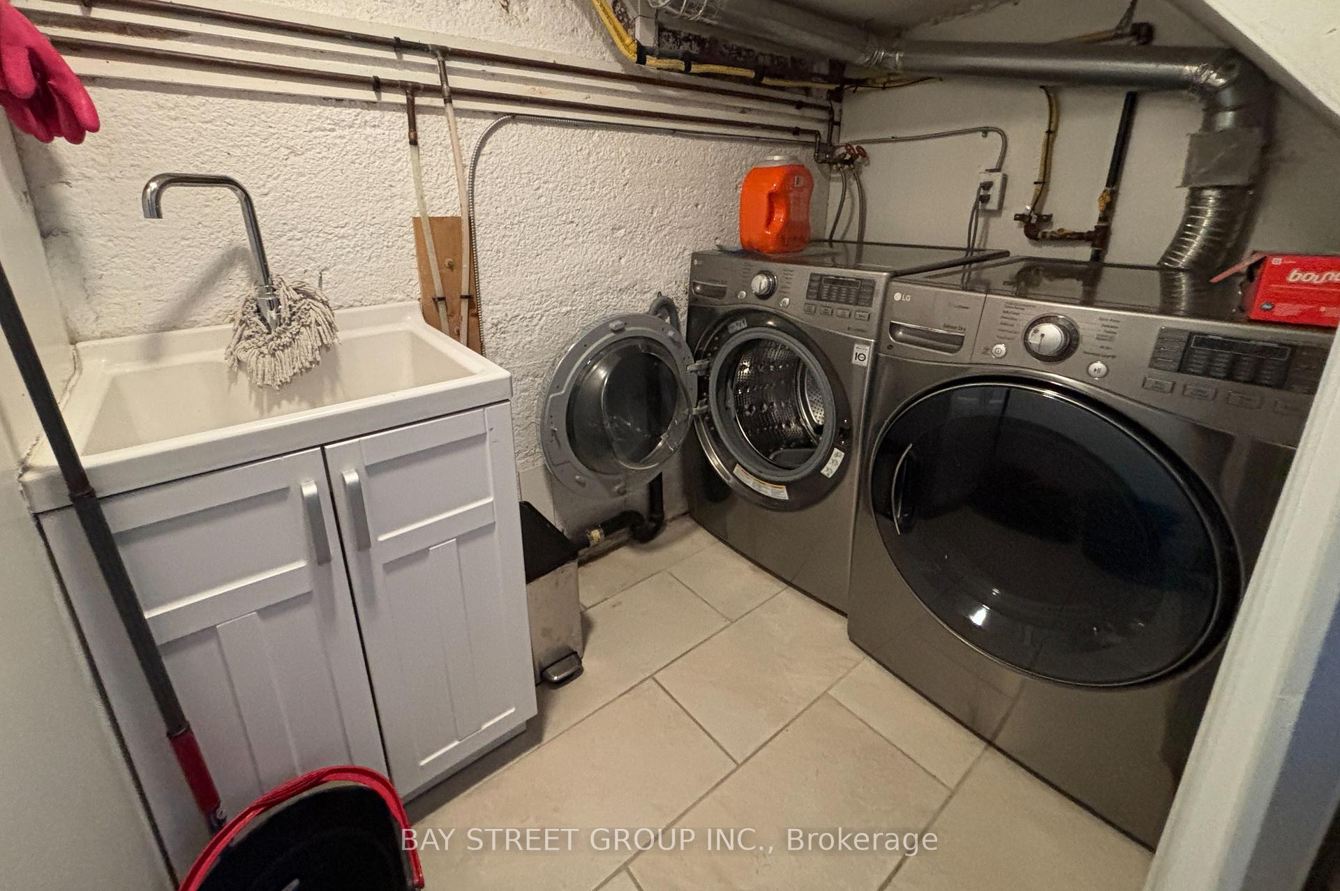 Photo 14 of 52 Aberdeen Avenue, Toronto, Cabbagetown-South St. James Town — HOMEH