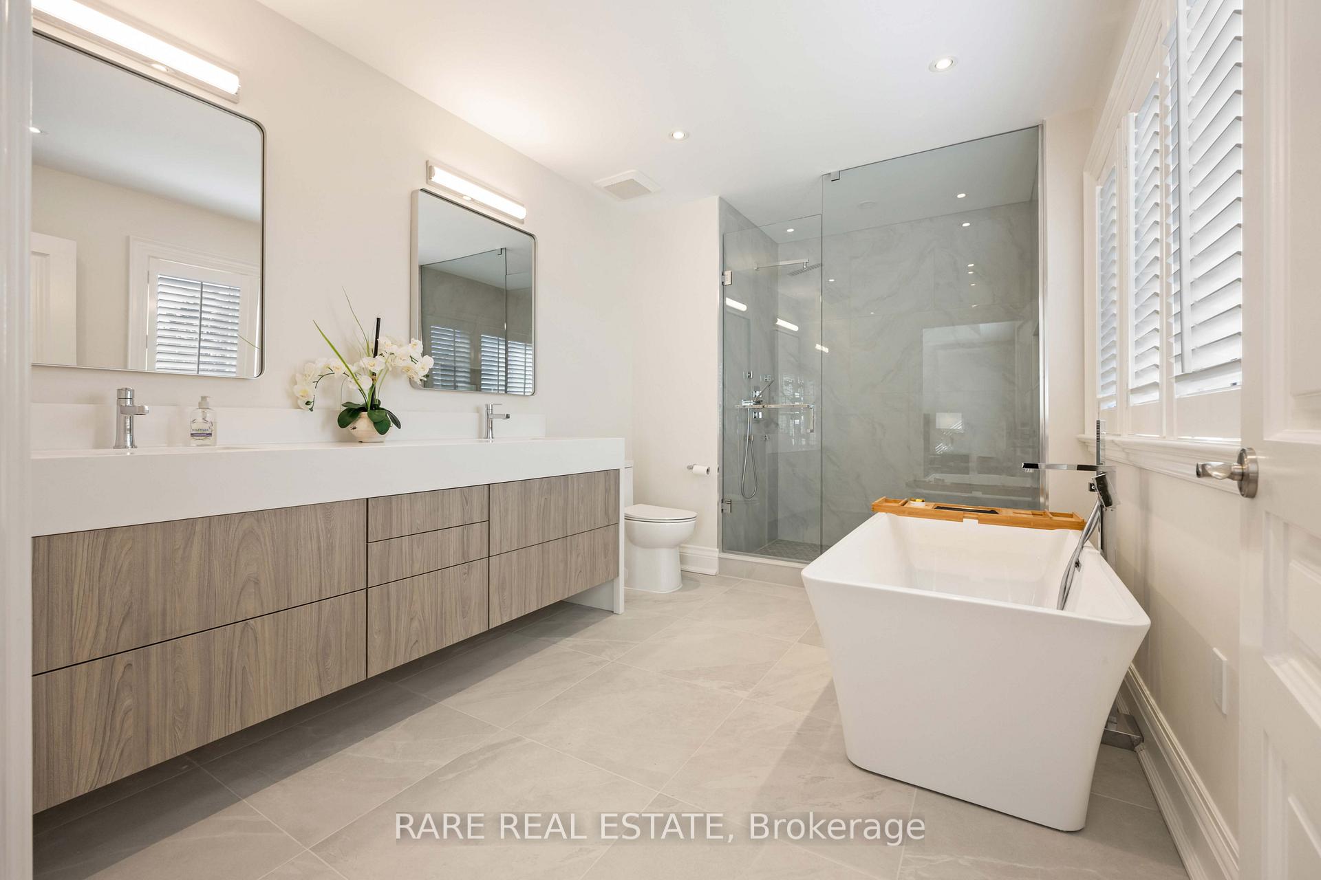 Photo 15 of 123 Dunblaine Avenue, Toronto, Bedford Park-Nortown — HOMEH