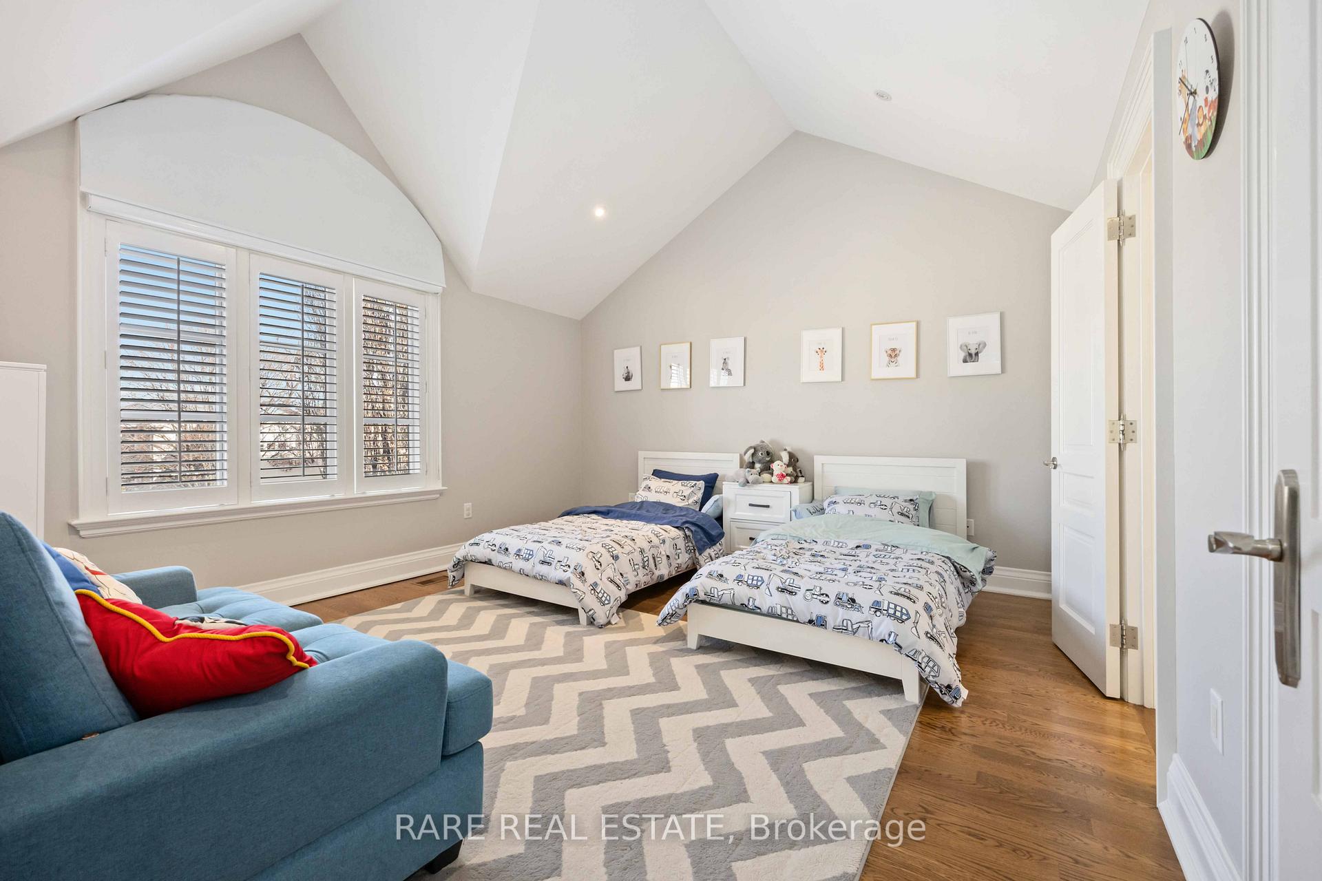 Photo 18 of 123 Dunblaine Avenue, Toronto, Bedford Park-Nortown — HOMEH