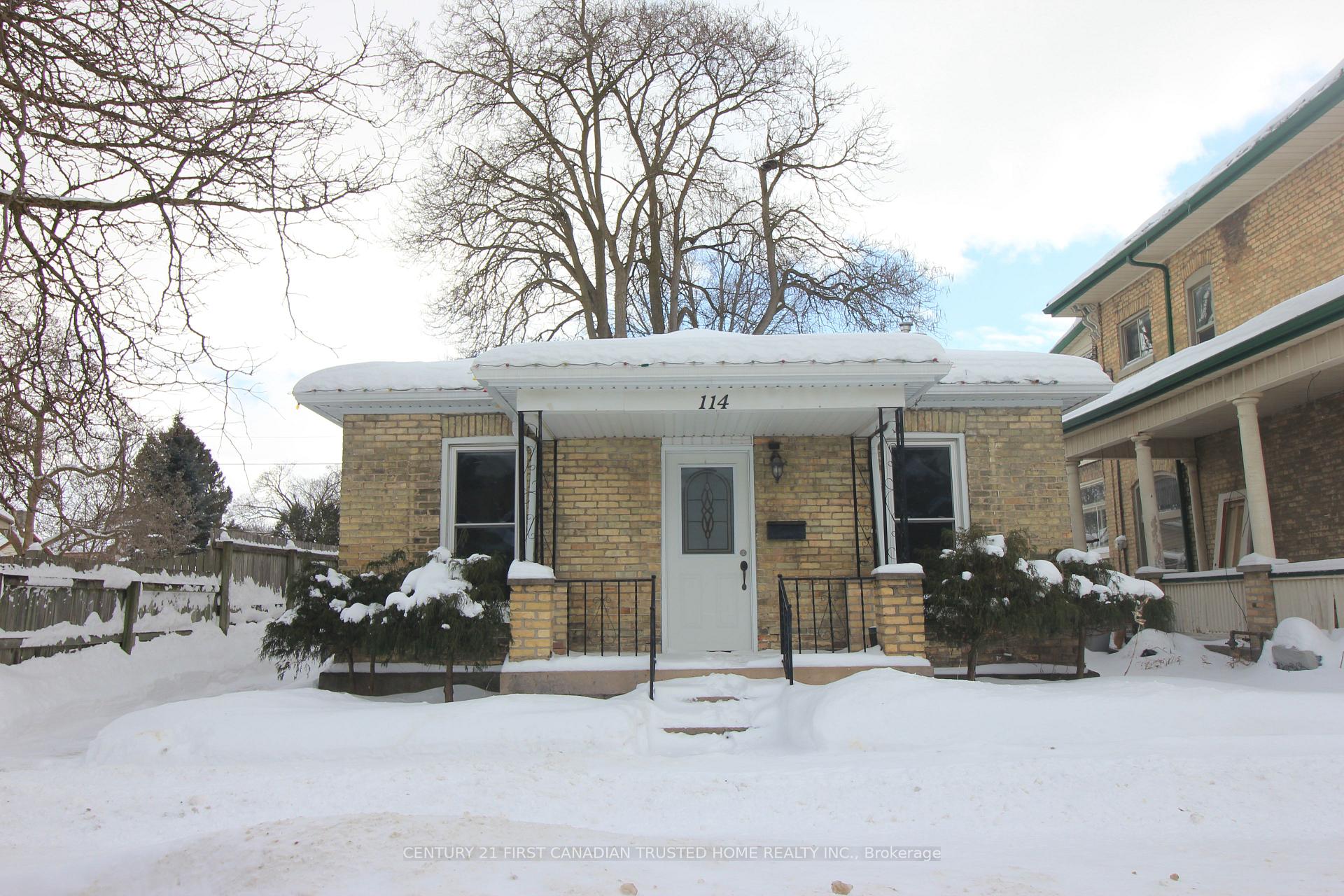 Photo 4 of 114 Front Street W, Strathroy-Caradoc, NW — HOMEH