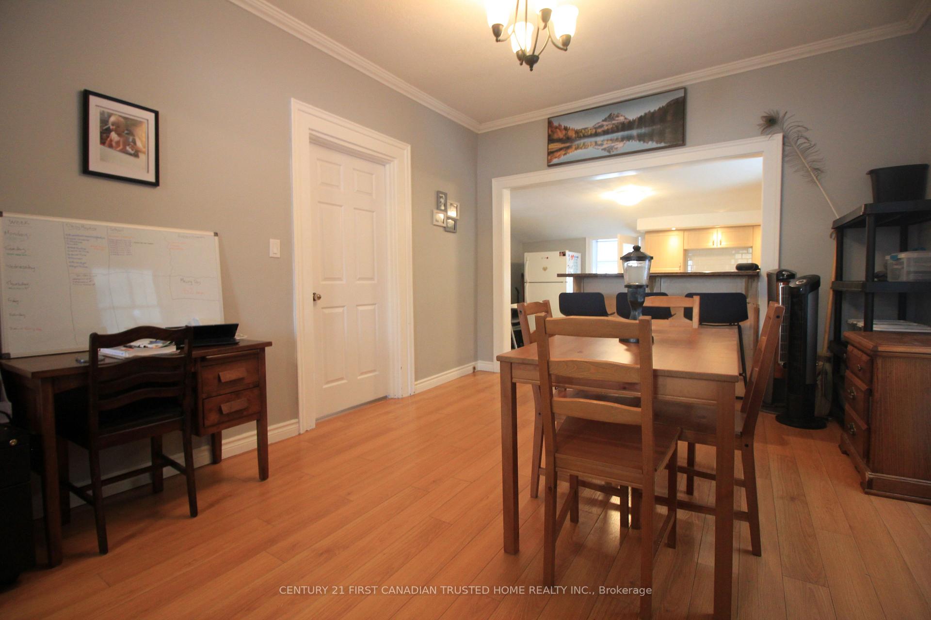 Photo 10 of 114 Front Street W, Strathroy-Caradoc, NW — HOMEH