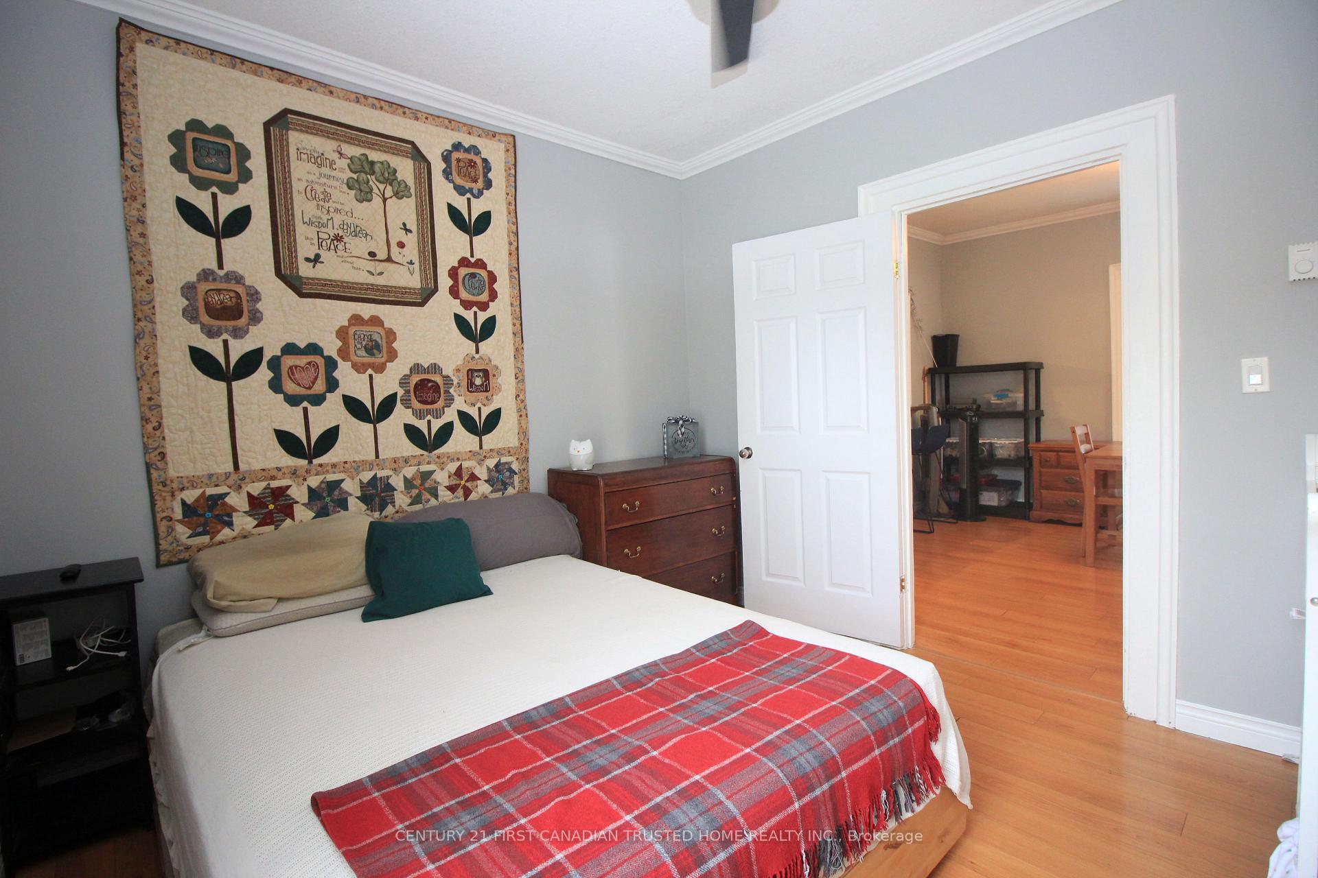 Photo 15 of 114 Front Street W, Strathroy-Caradoc, NW — HOMEH