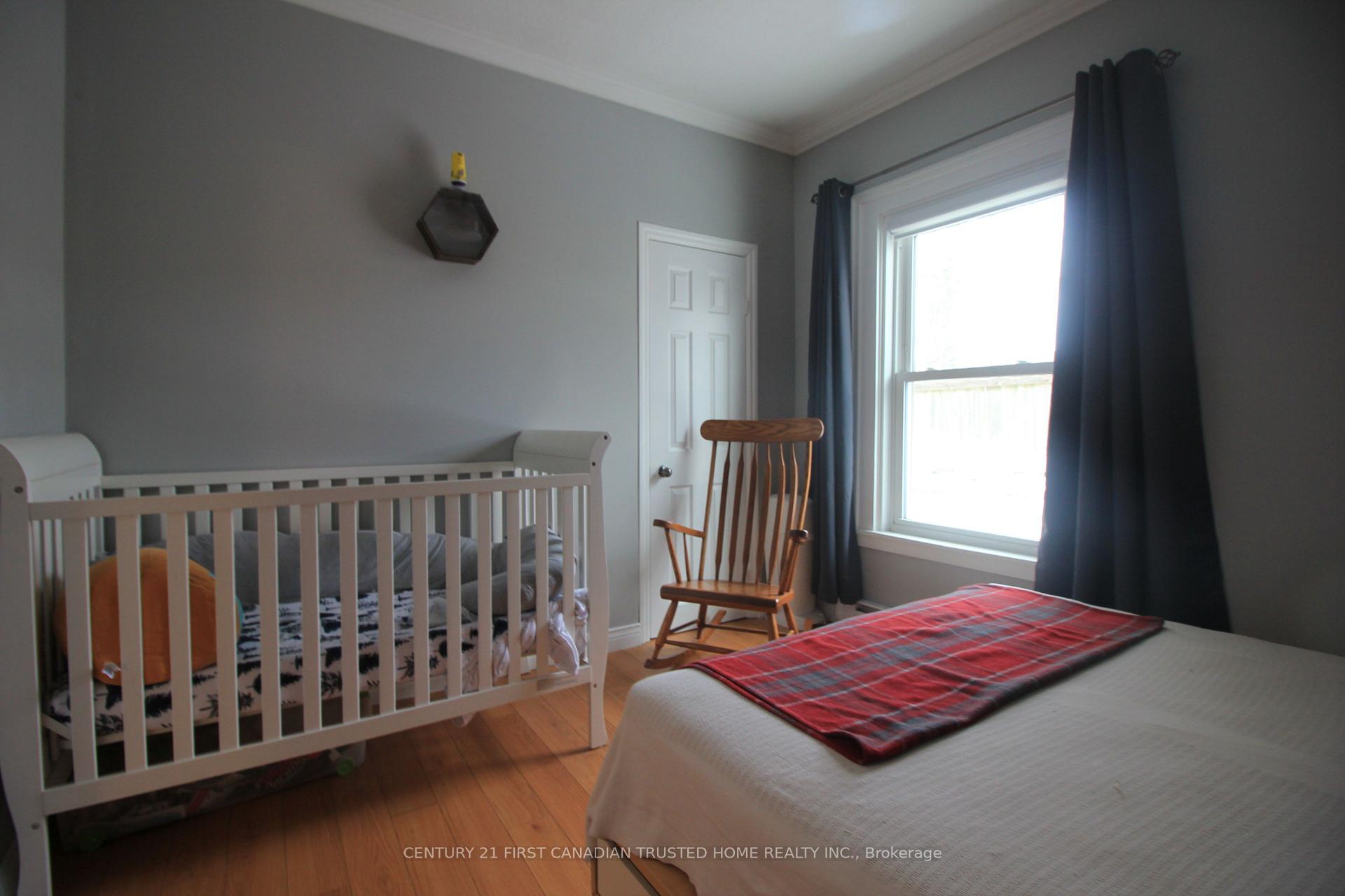 Photo 16 of 114 Front Street W, Strathroy-Caradoc, NW — HOMEH