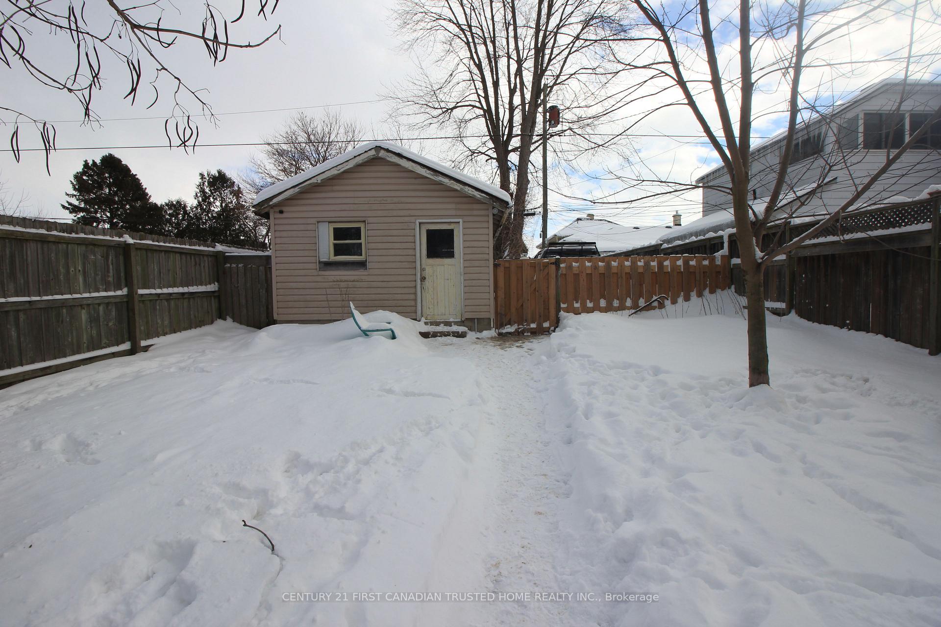 Photo 29 of 114 Front Street W, Strathroy-Caradoc, NW — HOMEH