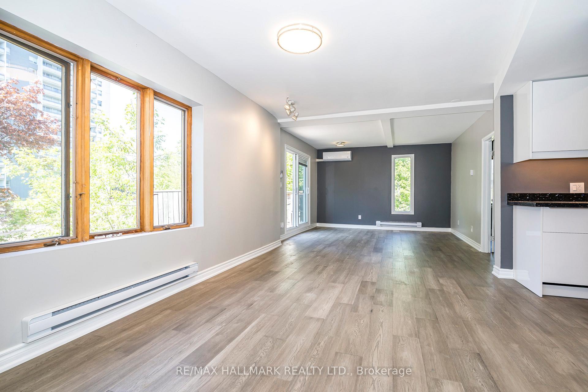 Photo 6 of Unit 2, 32 Hogarth Avenue, Toronto, North Riverdale — HOMEH