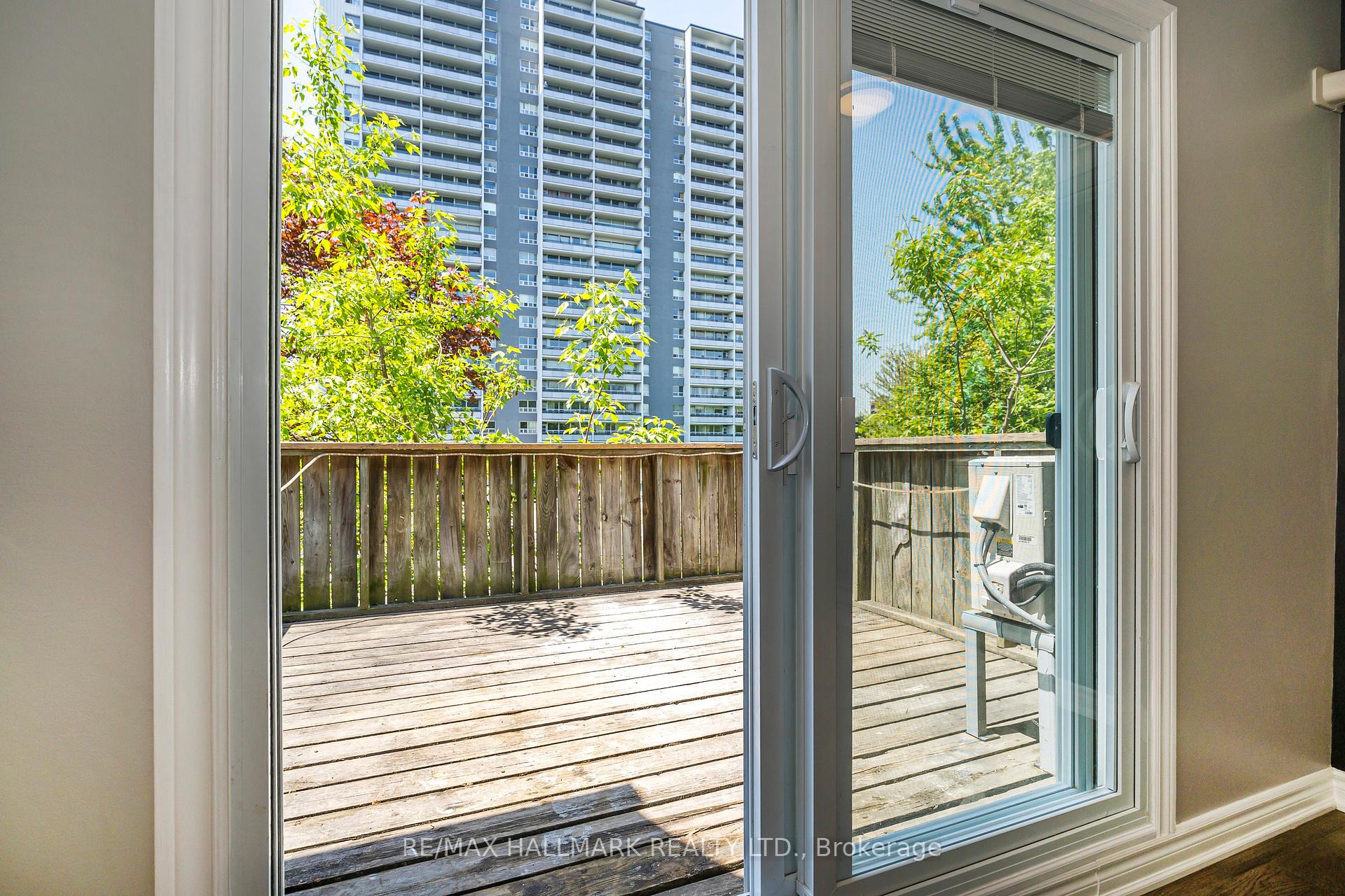 Photo 11 of Unit 2, 32 Hogarth Avenue, Toronto, North Riverdale — HOMEH