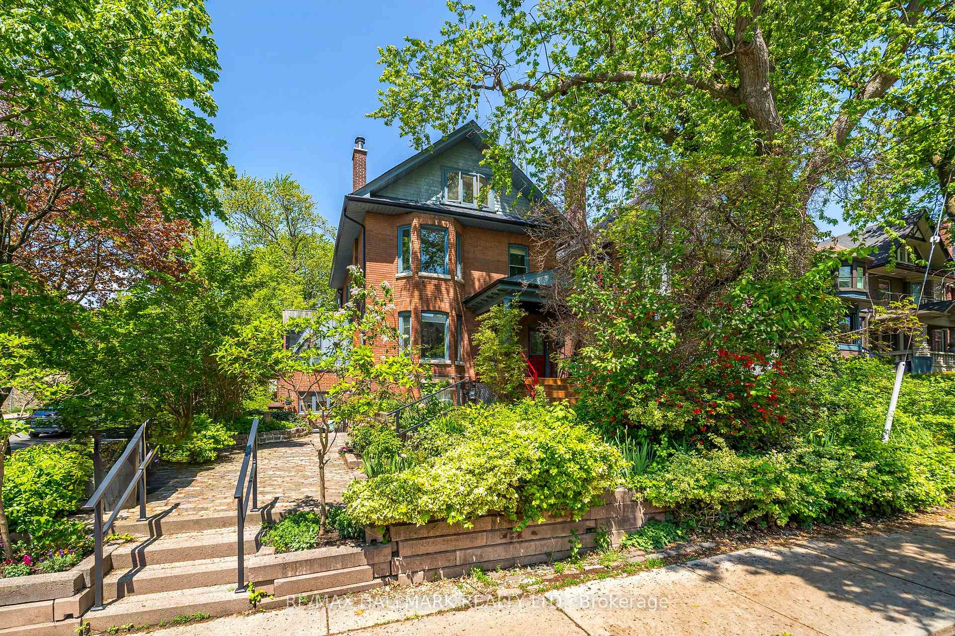 Photo 30 of Unit 2, 32 Hogarth Avenue, Toronto, North Riverdale — HOMEH