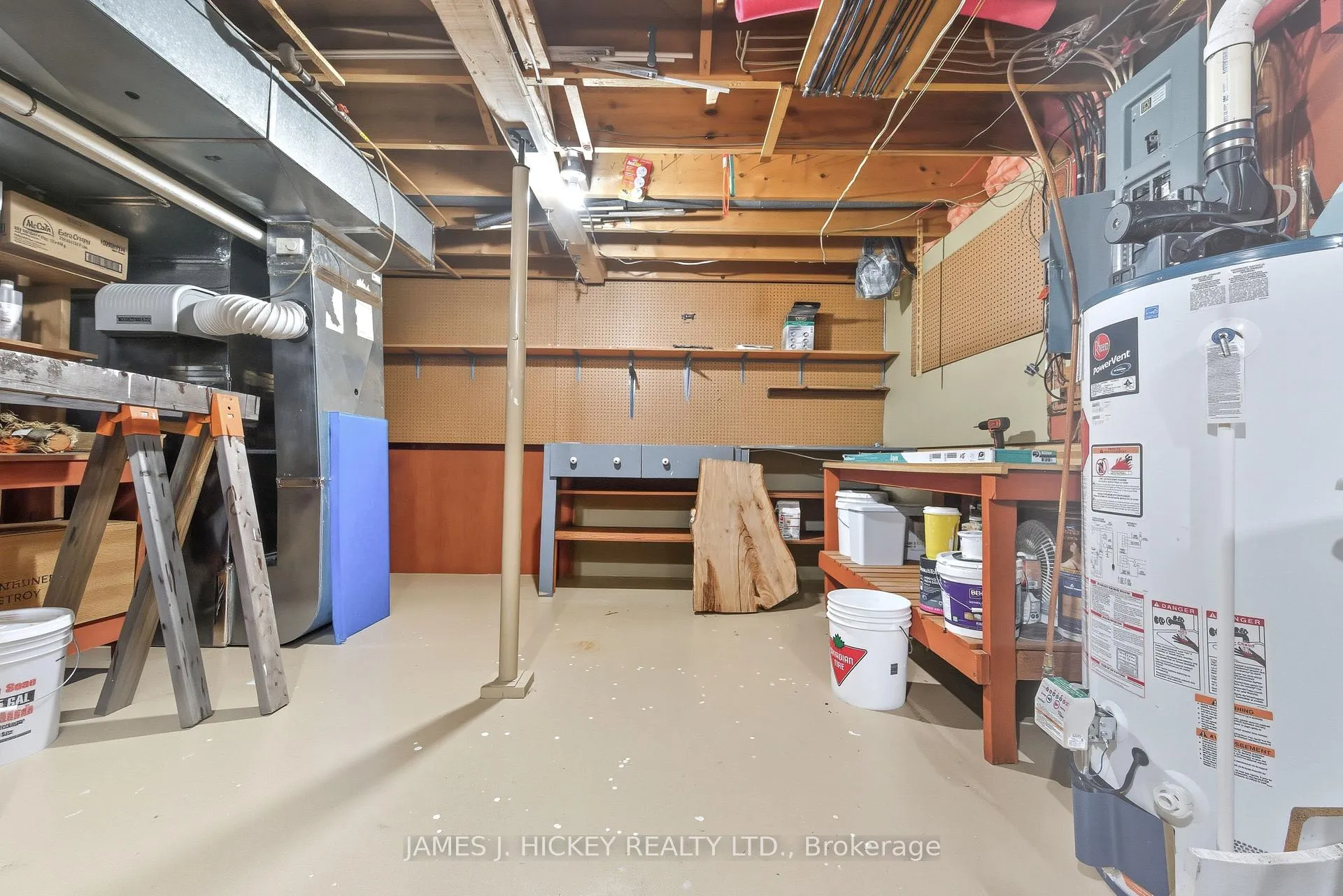 Photo 37 of 119 Frontenac Crescent, Deep River — HOMEH