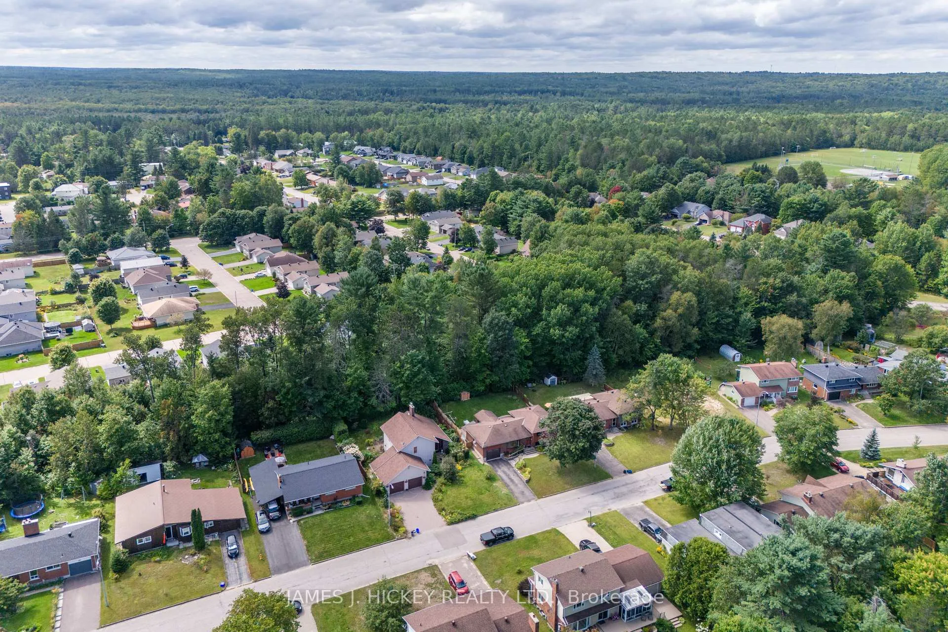 Photo 42 of 119 Frontenac Crescent, Deep River — HOMEH