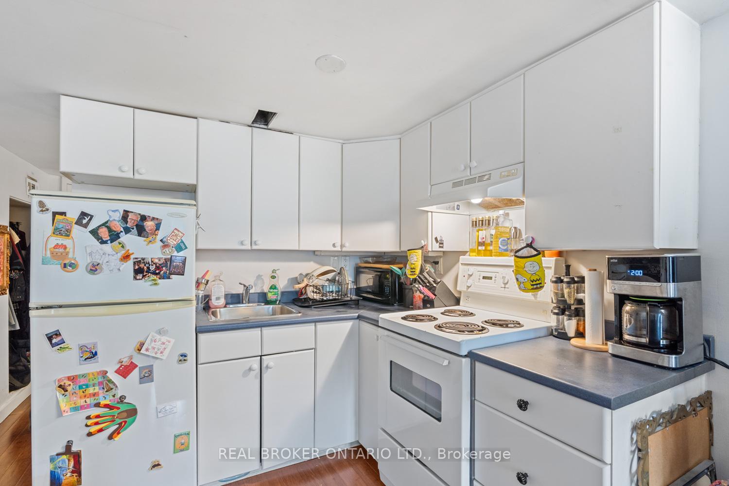 Photo 37 of 23 Muriel Avenue, Toronto, Danforth — HOMEH