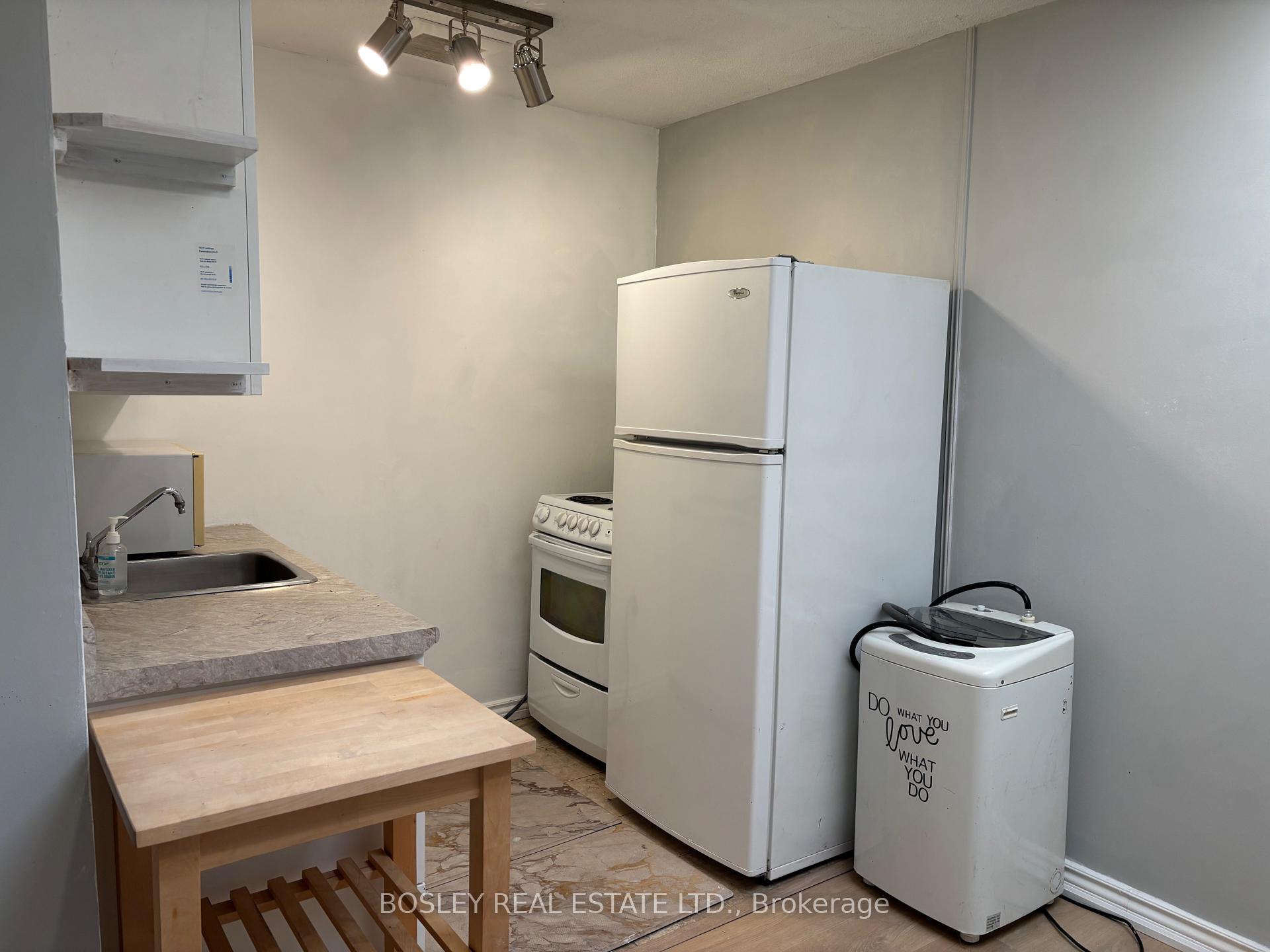 Photo 2 of Unit upper 1, 95 Malvern Avenue, Toronto, East End-Danforth — HOMEH