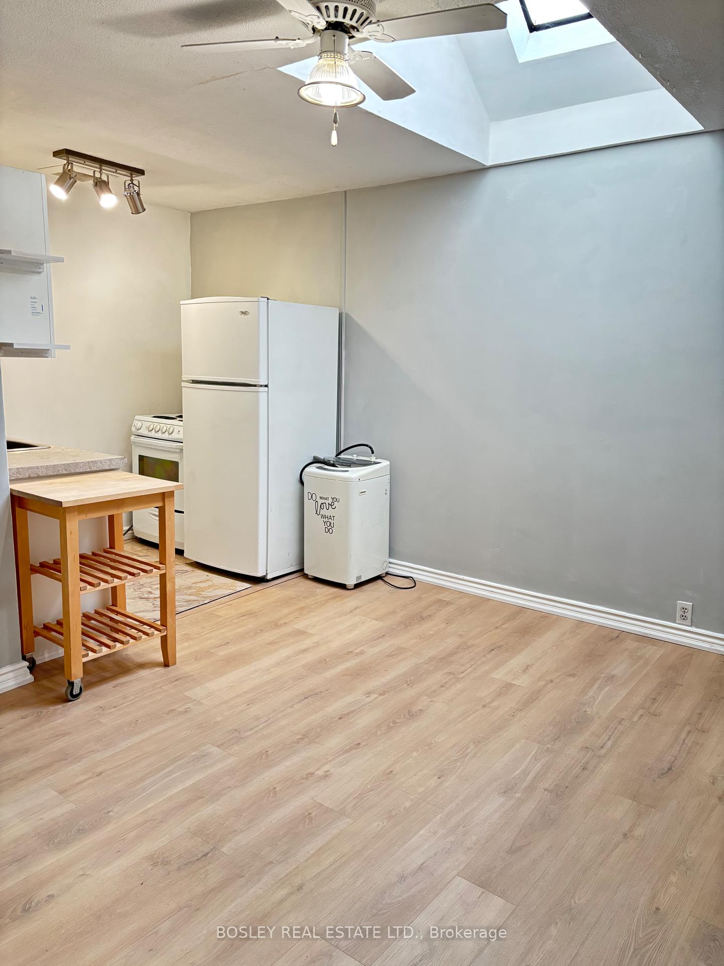 Photo 14 of Unit upper 1, 95 Malvern Avenue, Toronto, East End-Danforth — HOMEH