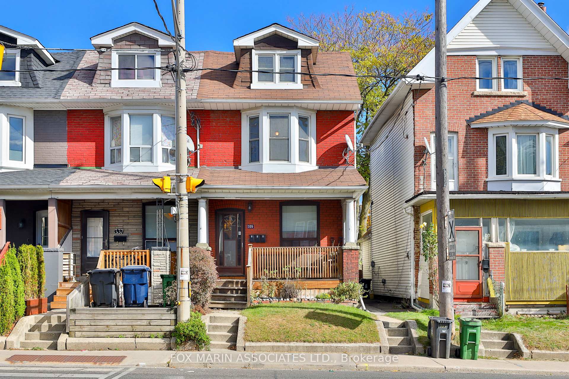 Front of 335 Greenwood Avenue