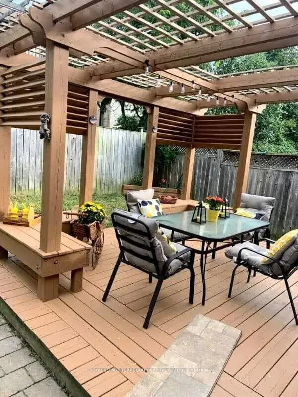 Photo 14 of 27 Watson Drive, Barrie, East Bayfield — HOMEH