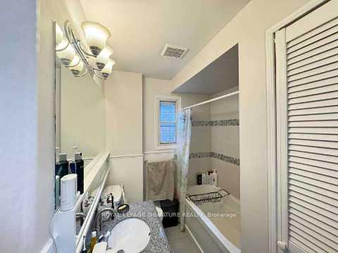 Photo 7 of Unit GF + 2F, 166 Chaplin Crescent, Toronto, Forest Hill South — HOMEH
