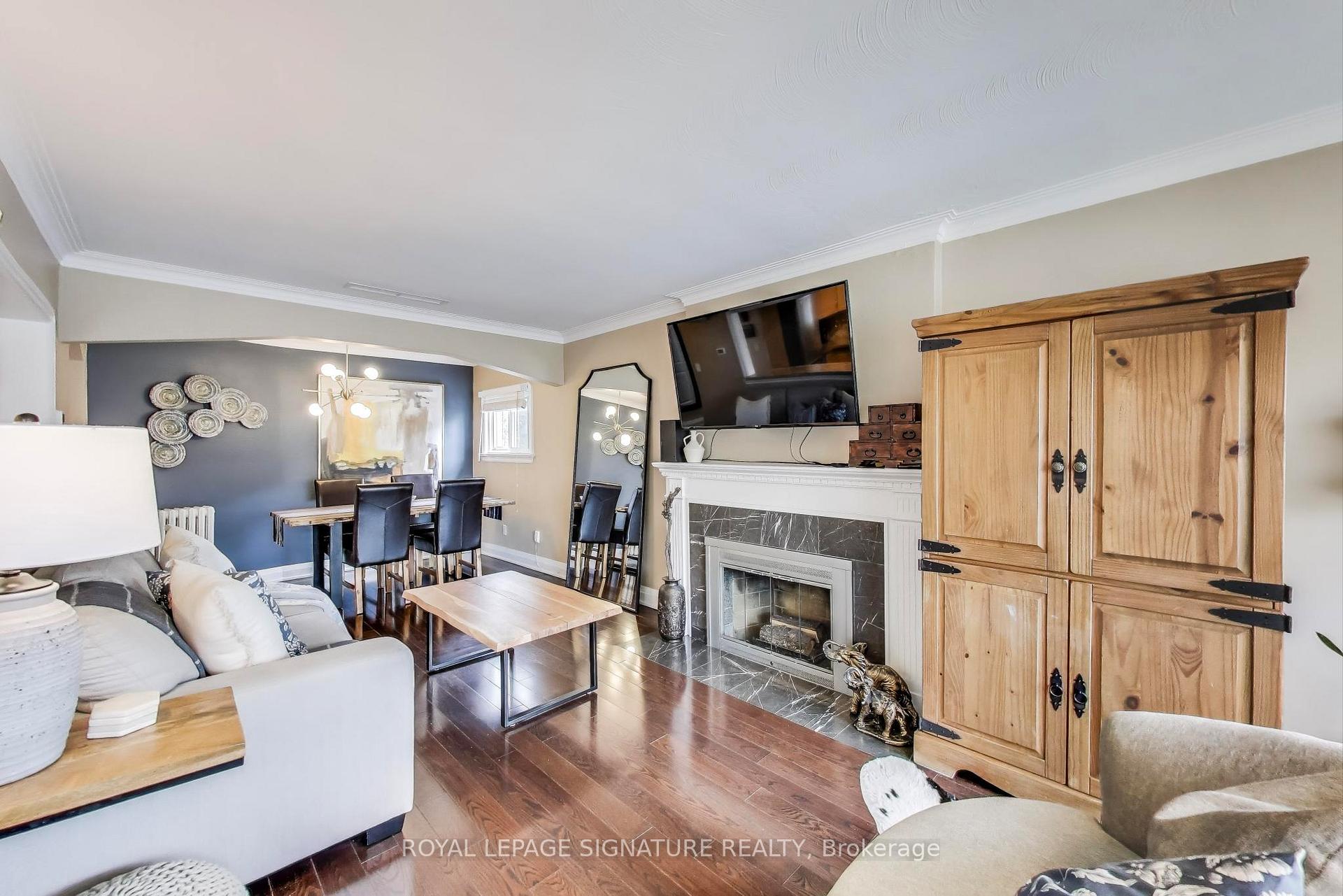 Photo 2 of 71 Yardley Avenue, Toronto, O'Connor-Parkview — HOMEH