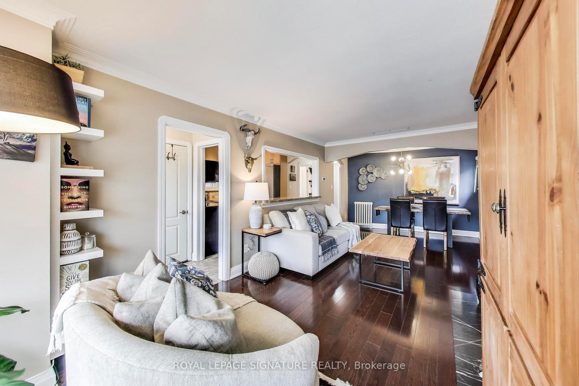 Photo 3 of 71 Yardley Avenue, Toronto, O'Connor-Parkview — HOMEH