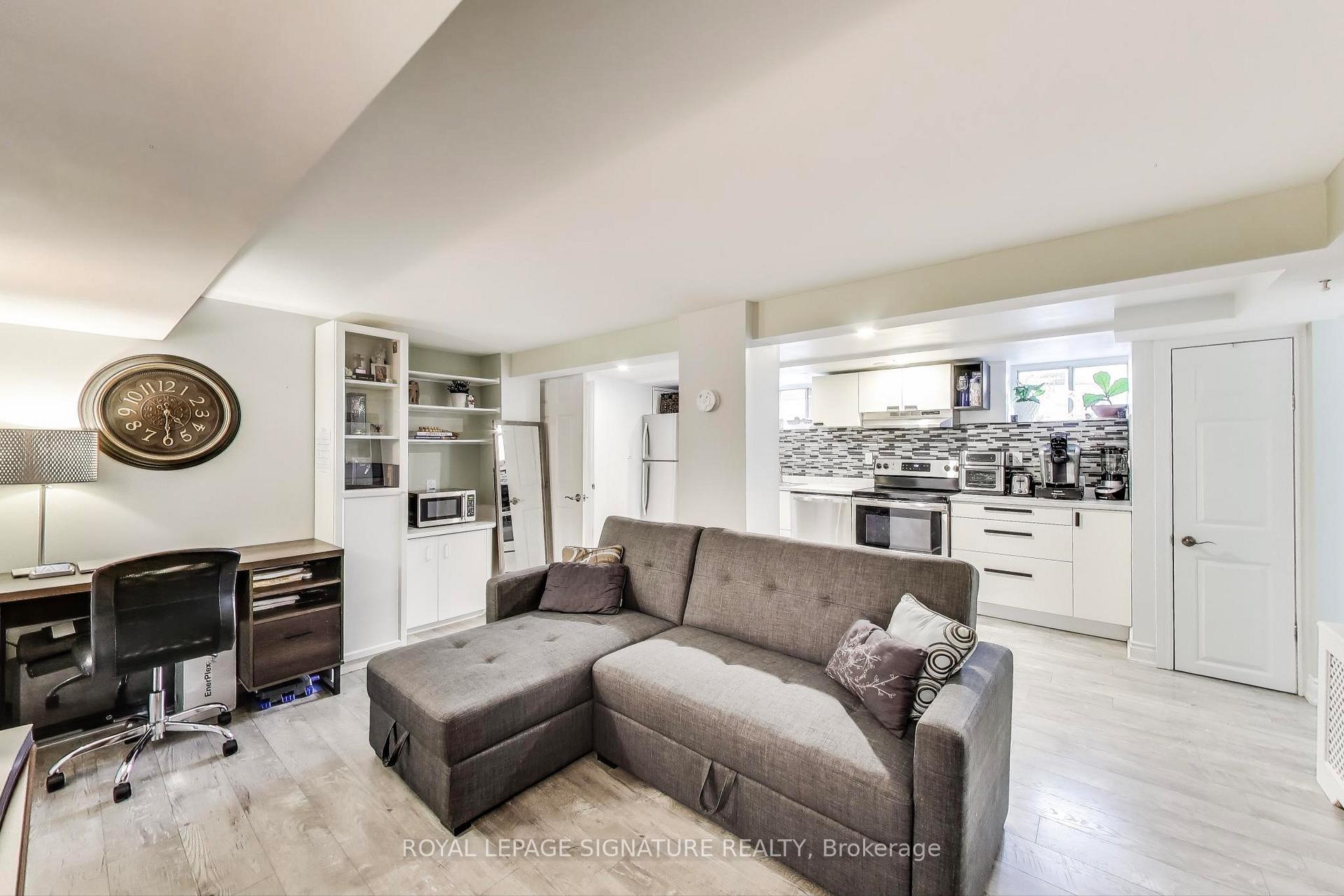 Photo 12 of 71 Yardley Avenue, Toronto, O'Connor-Parkview — HOMEH