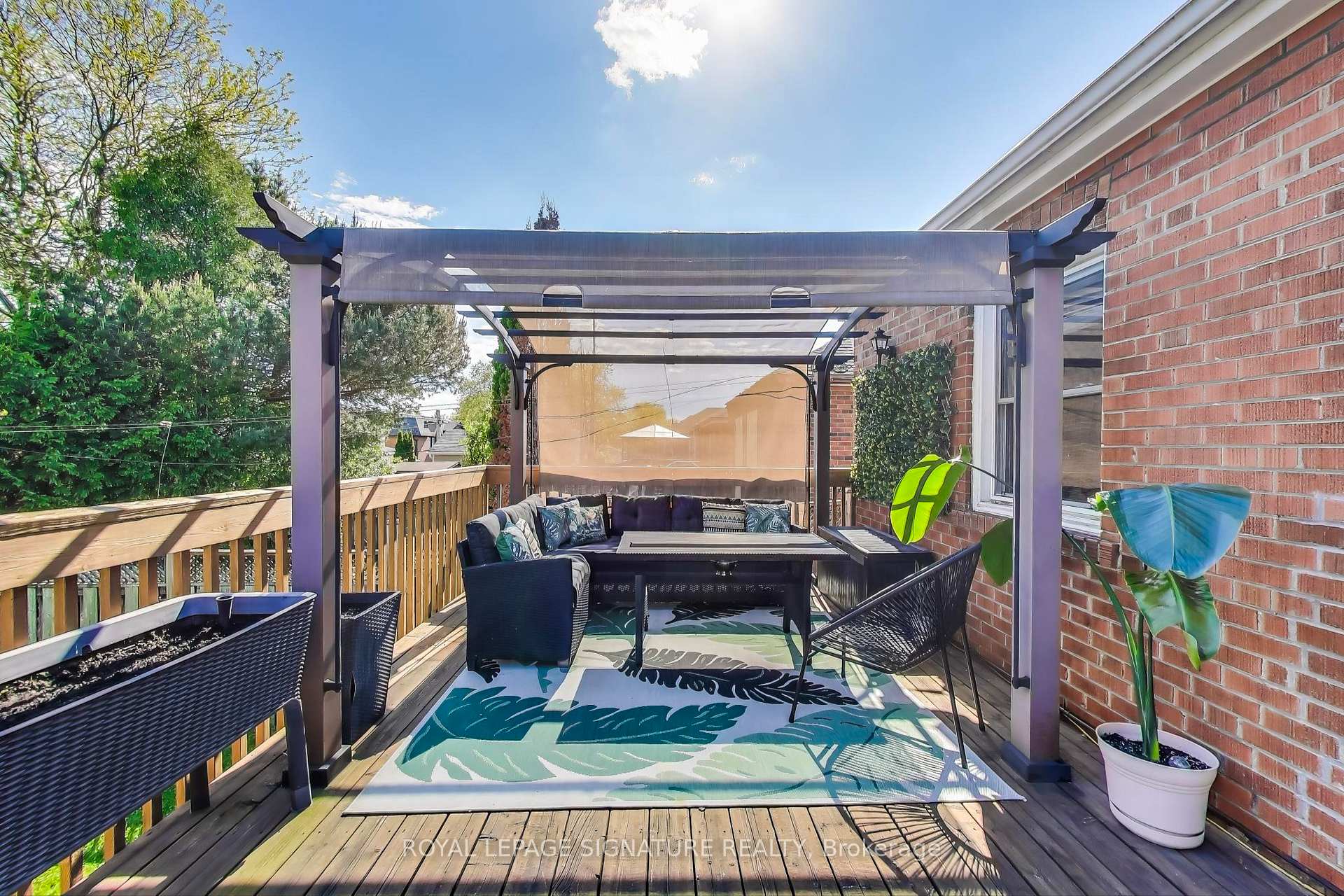 Photo 18 of 71 Yardley Avenue, Toronto, O'Connor-Parkview — HOMEH