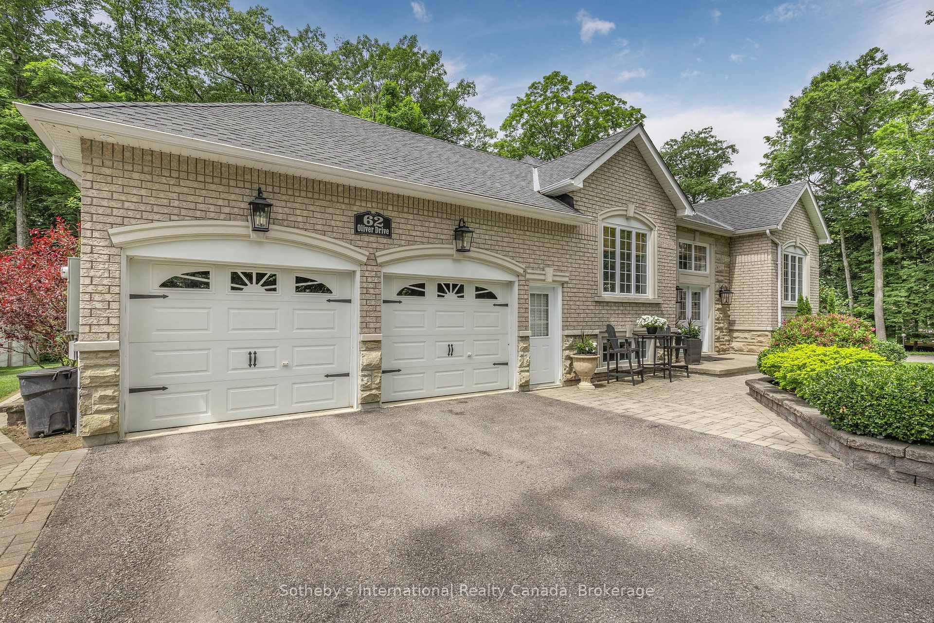 Photo 4 of 62 Oliver Drive, Tiny, Rural Tiny — HOMEH