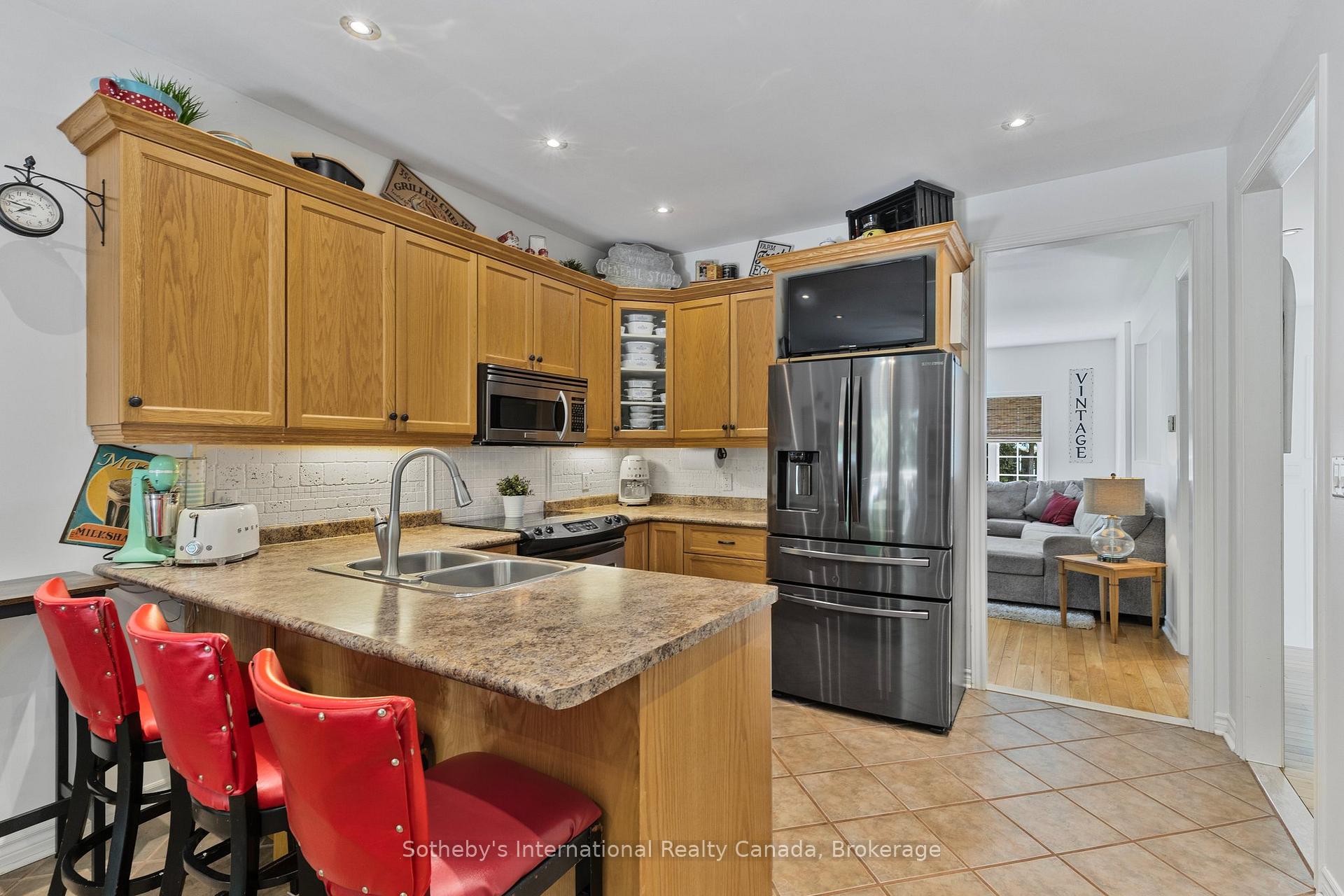 Photo 11 of 62 Oliver Drive, Tiny, Rural Tiny — HOMEH