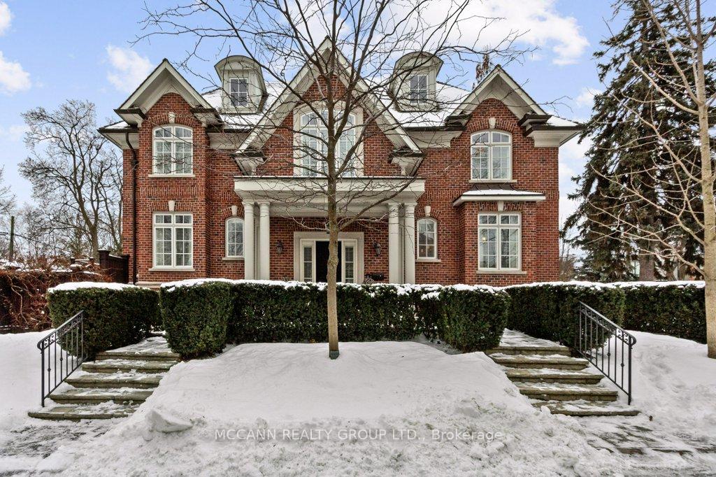 Front of 21 De Vere Gardens