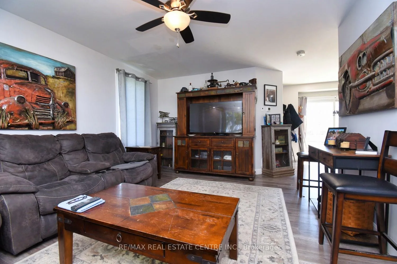 Photo 4 of 1364 Thompson Road E, Norfolk, Villa Nova — HOMEH