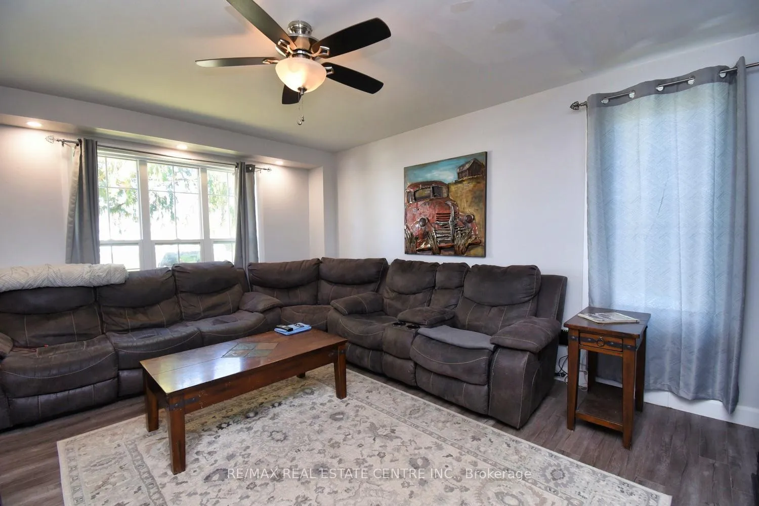Photo 5 of 1364 Thompson Road E, Norfolk, Villa Nova — HOMEH