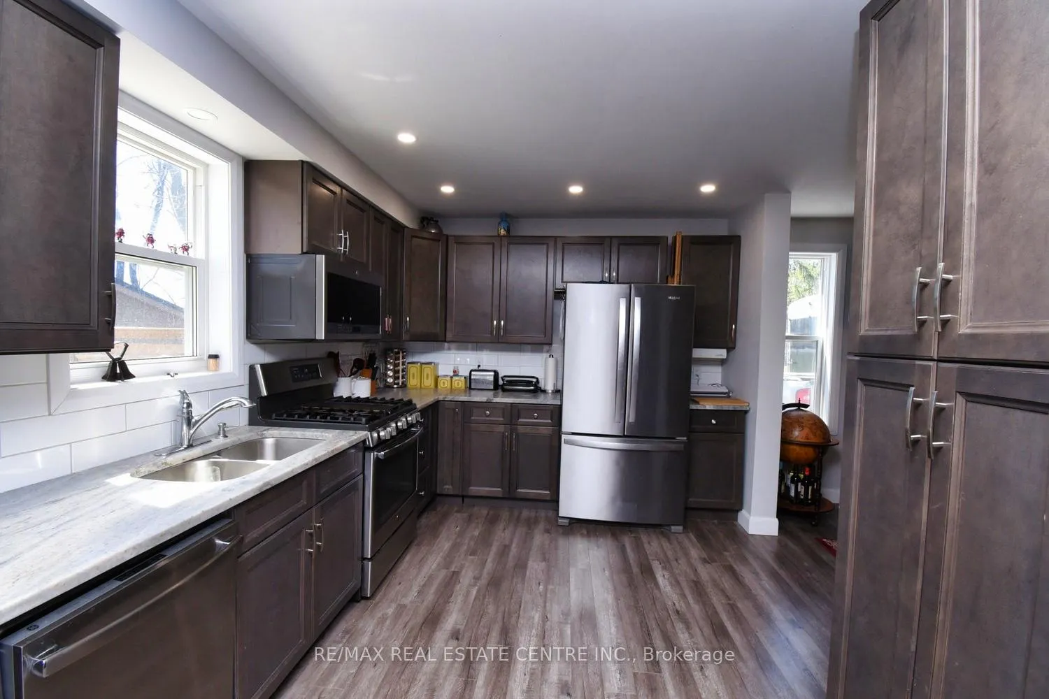 Photo 13 of 1364 Thompson Road E, Norfolk, Villa Nova — HOMEH