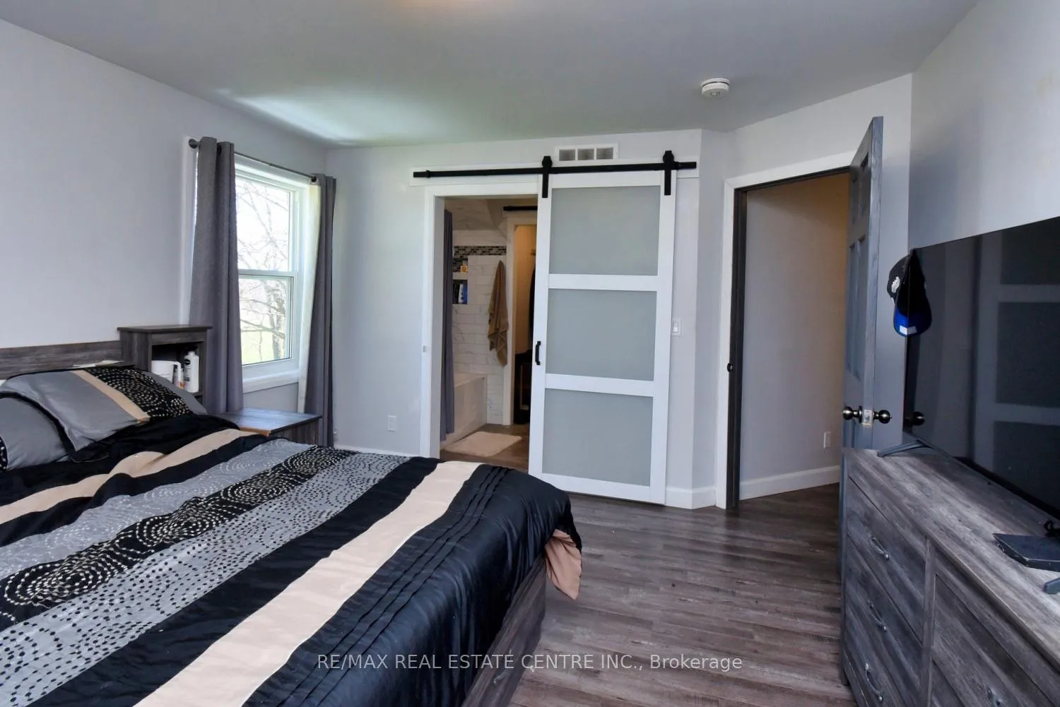 Photo 16 of 1364 Thompson Road E, Norfolk, Villa Nova — HOMEH