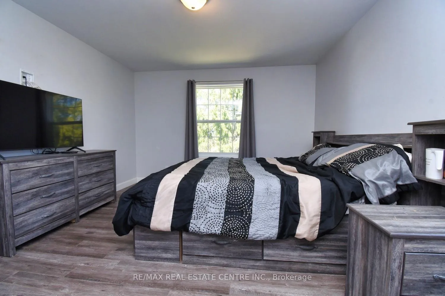 Photo 17 of 1364 Thompson Road E, Norfolk, Villa Nova — HOMEH