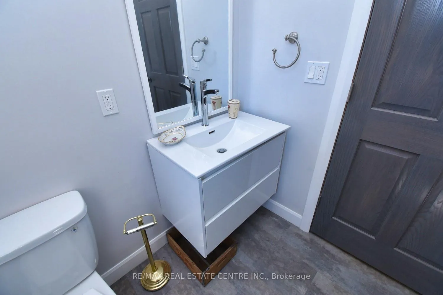 Photo 27 of 1364 Thompson Road E, Norfolk, Villa Nova — HOMEH