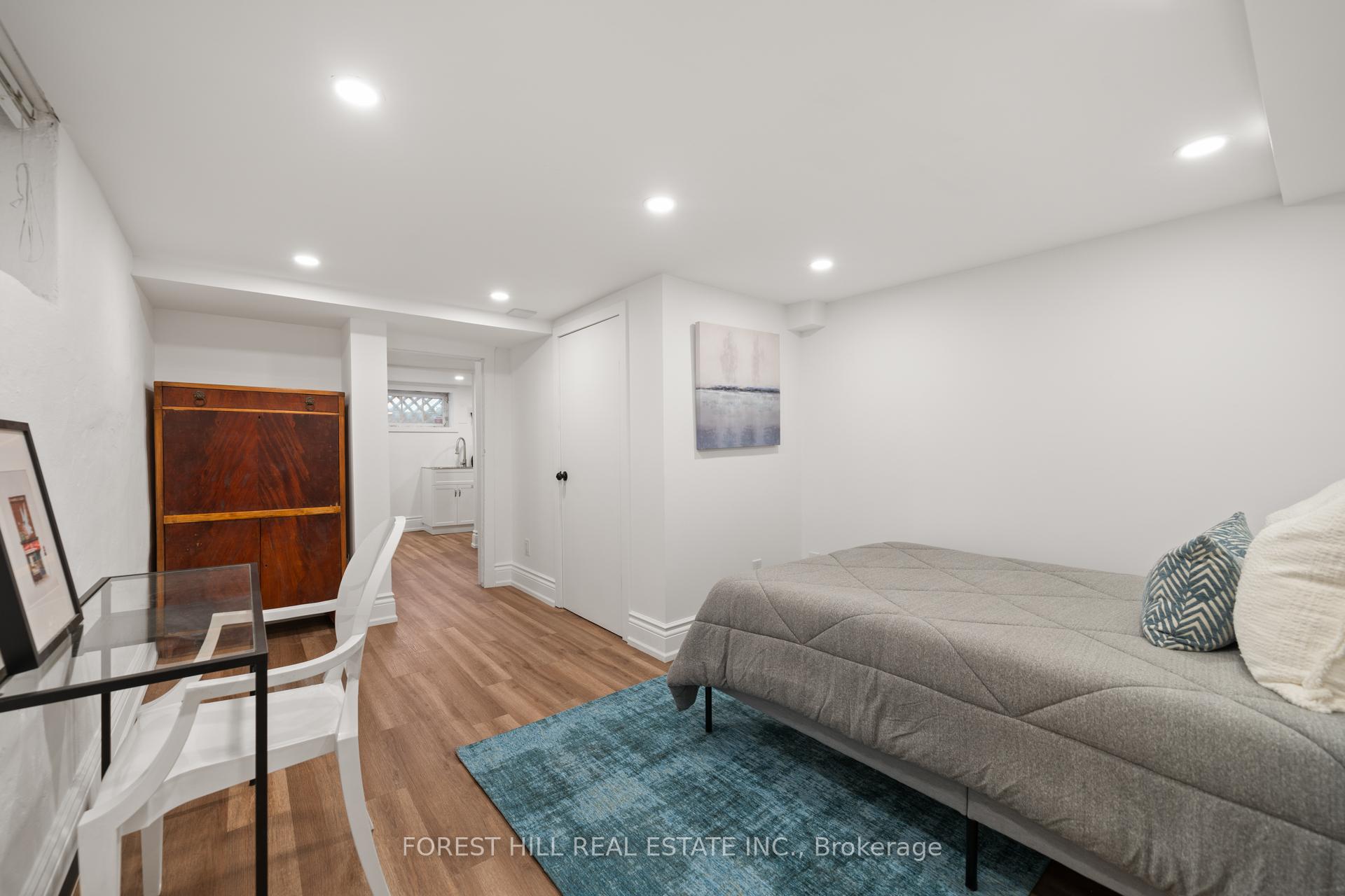 Photo 19 of 23 Midburn Avenue, Toronto, Crescent Town — HOMEH