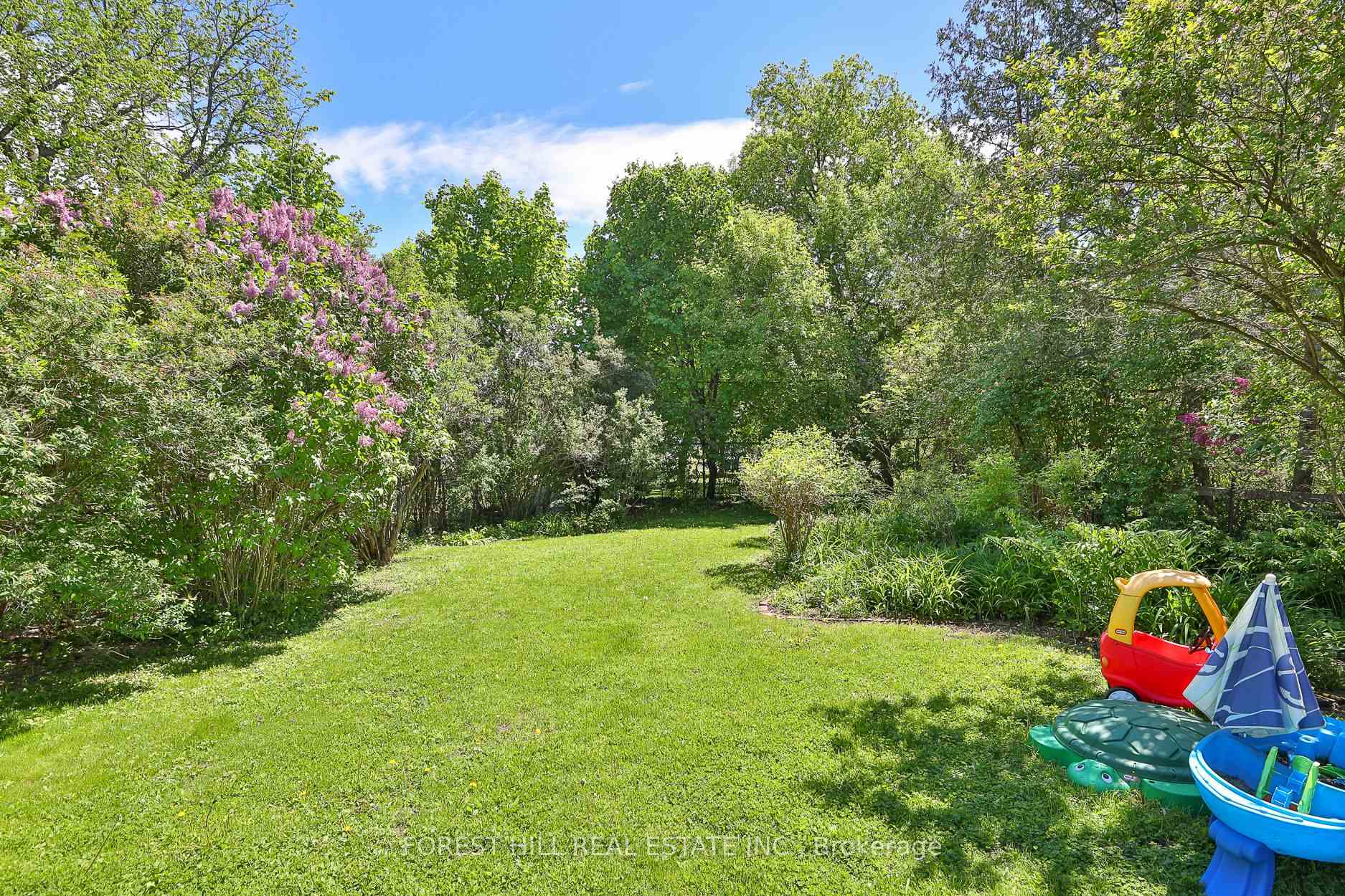 Photo 25 of 23 Midburn Avenue, Toronto, Crescent Town — HOMEH