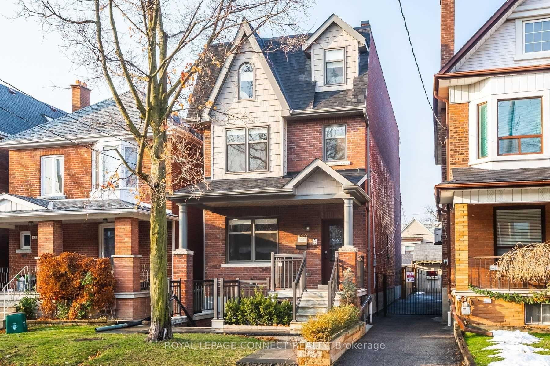 Photo 2 of Unit 2nd, 690 Shaw Street, Toronto, Palmerston-Little Italy — HOMEH