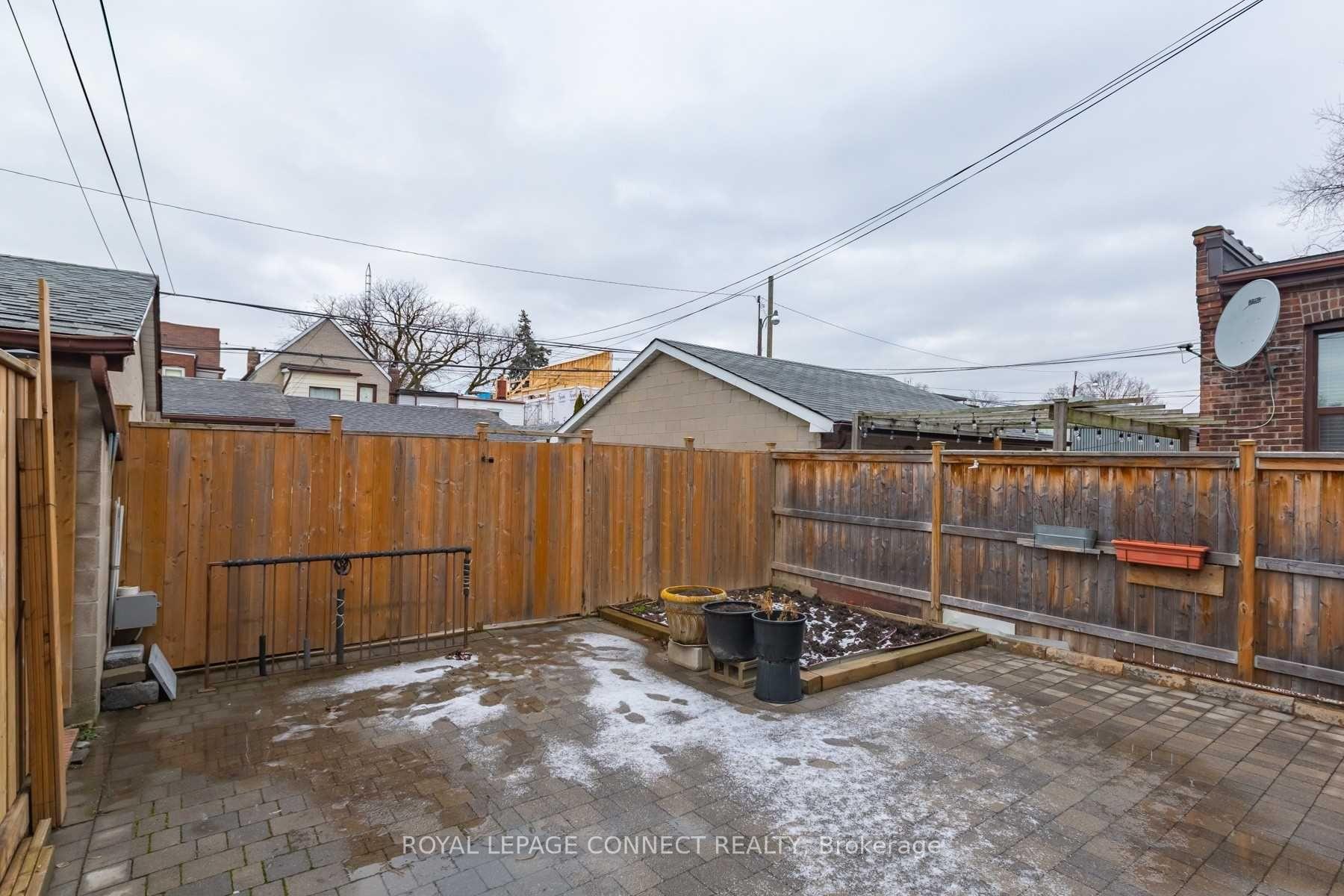 Photo 13 of Unit 2nd, 690 Shaw Street, Toronto, Palmerston-Little Italy — HOMEH