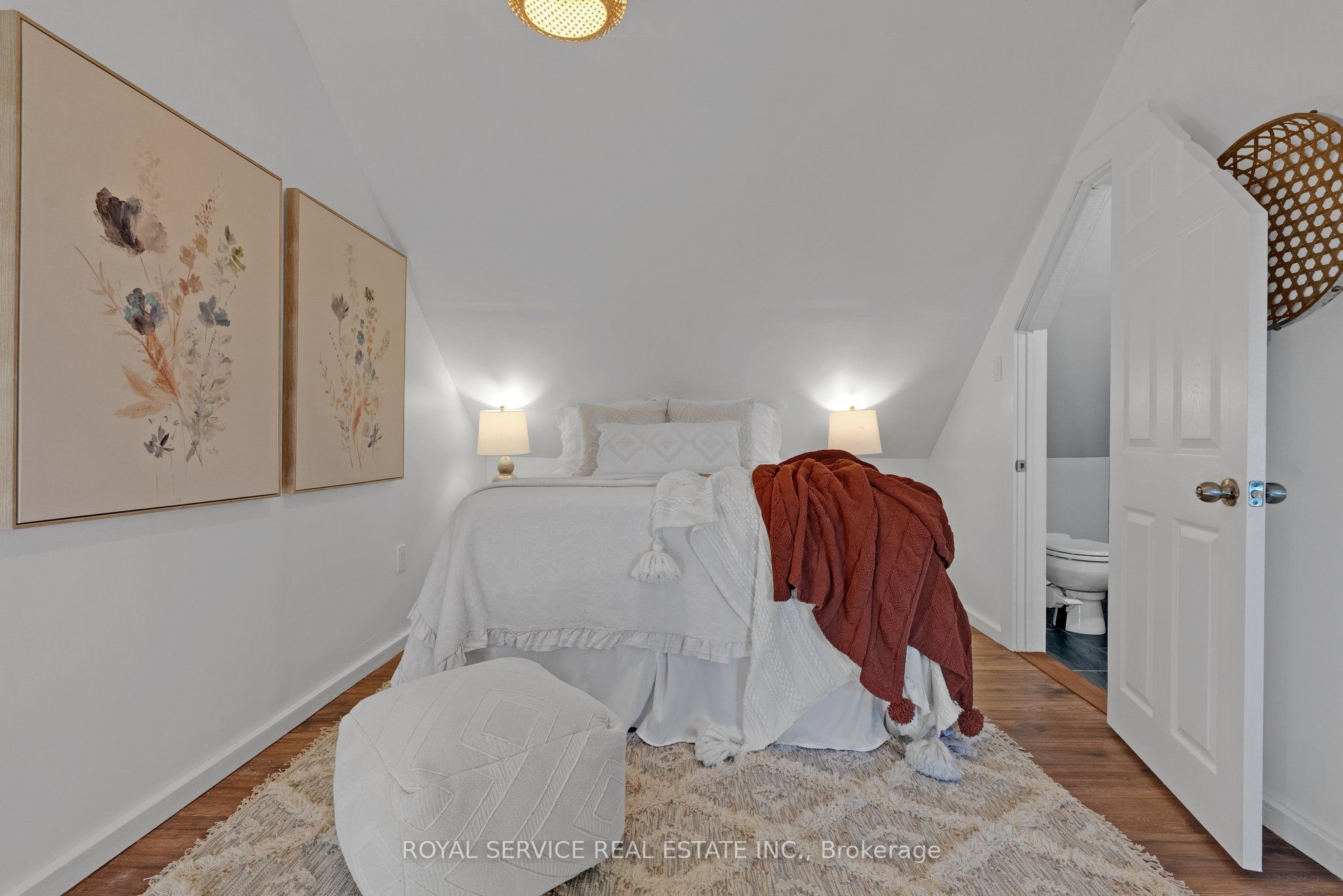 Photo 73 of 141 Cedar Crest Beach Road, Clarington, Bowmanville — HOMEH