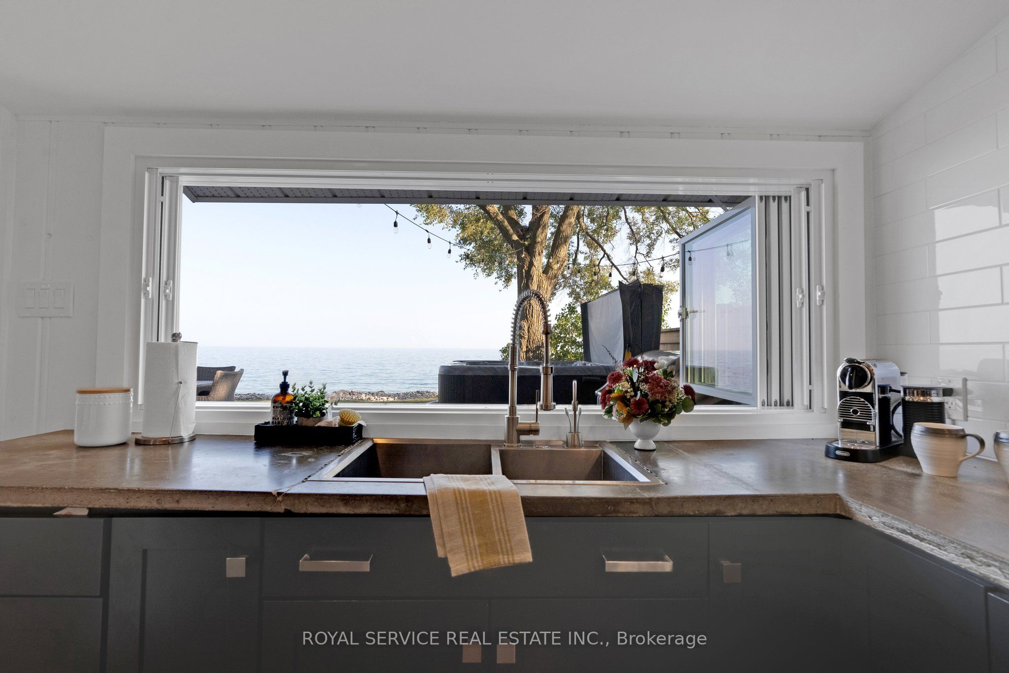Photo 55 of 141 Cedar Crest Beach Road, Clarington, Bowmanville — HOMEH
