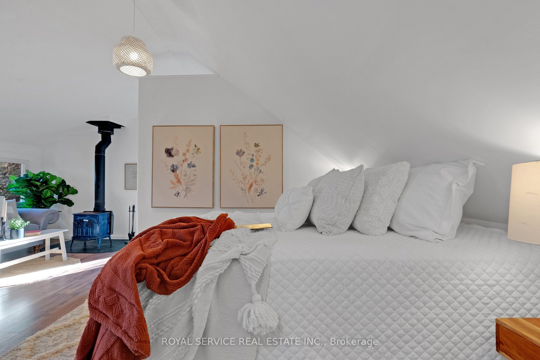 Photo 74 of 141 Cedar Crest Beach Road, Clarington, Bowmanville — HOMEH