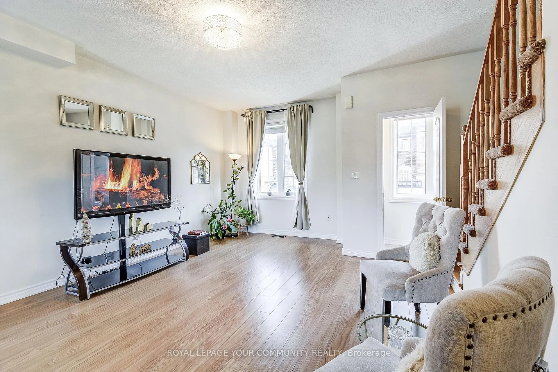 Photo 11 of 54 Kayak Heights, Brampton, Heart Lake East — HOMEH
