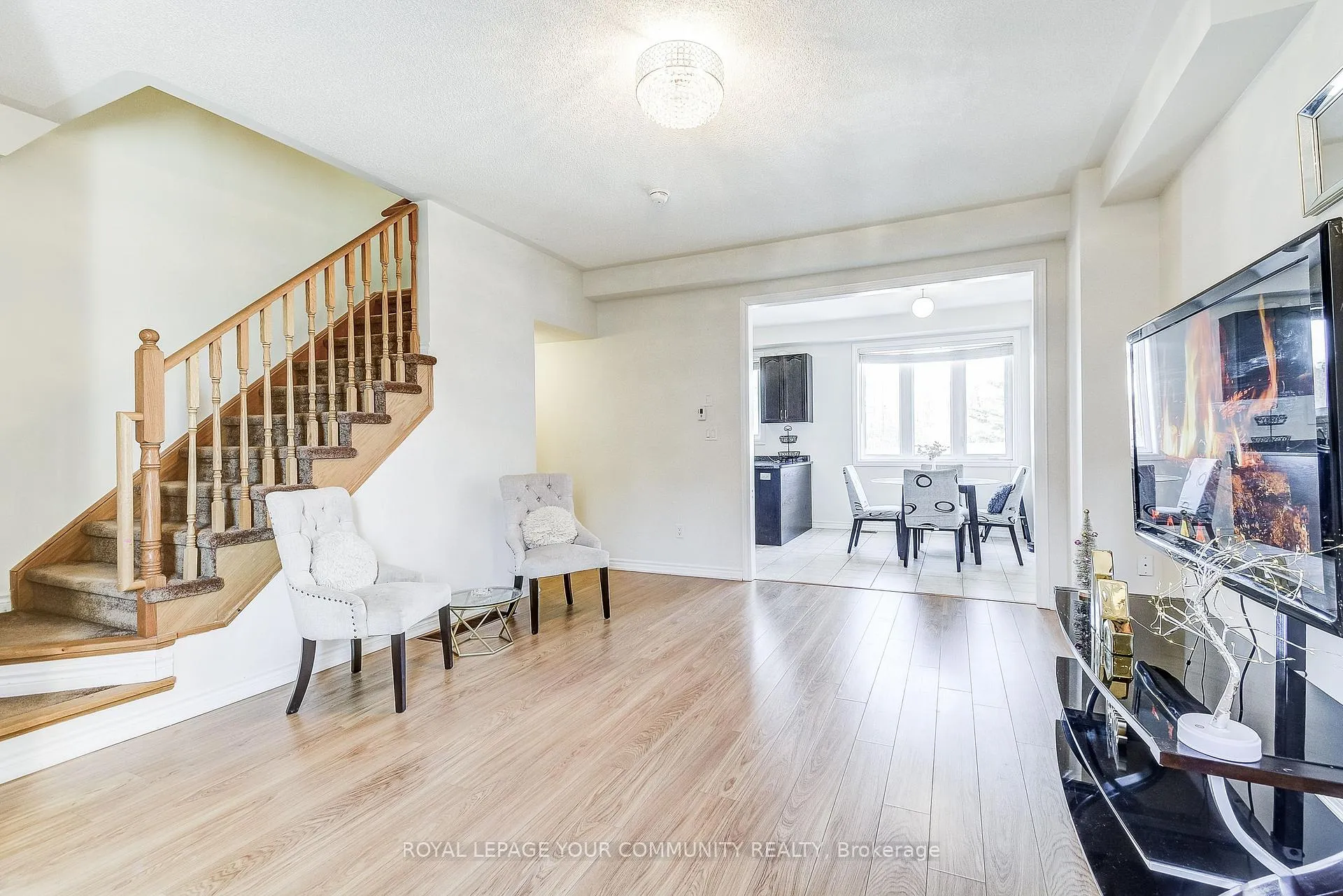 Photo 12 of 54 Kayak Heights, Brampton, Heart Lake East — HOMEH