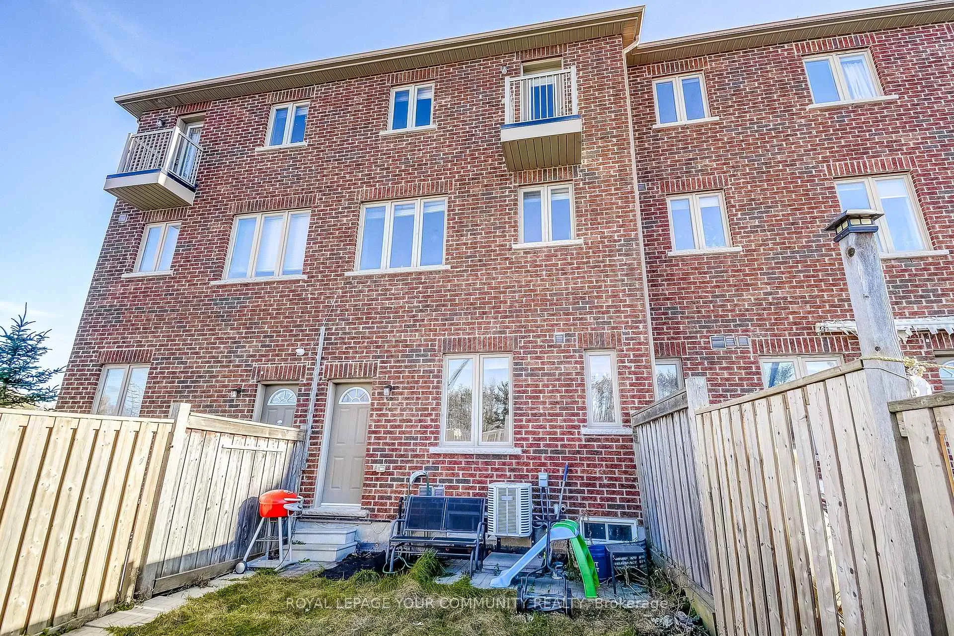 Photo 30 of 54 Kayak Heights, Brampton, Heart Lake East — HOMEH