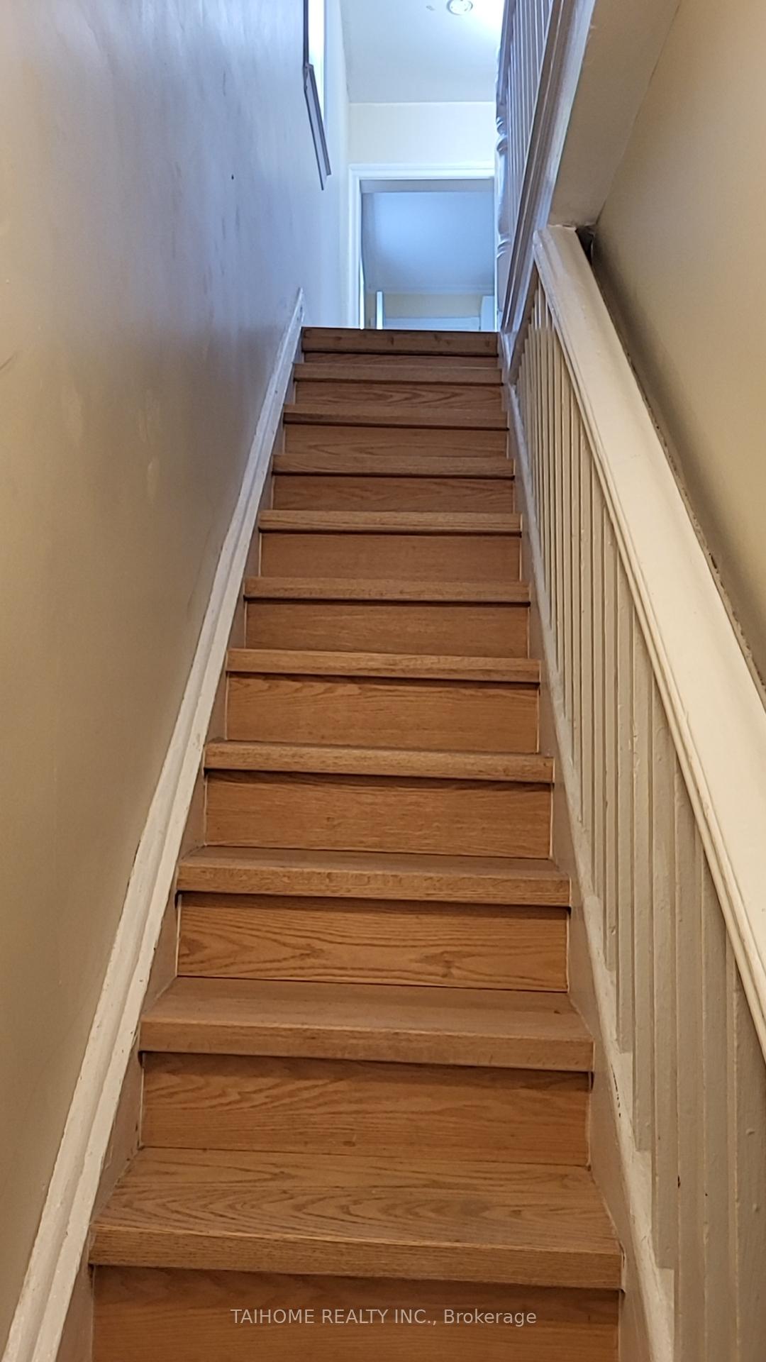 Photo 3 of Unit Upper, 159 Galt Avenue, Toronto, South Riverdale — HOMEH