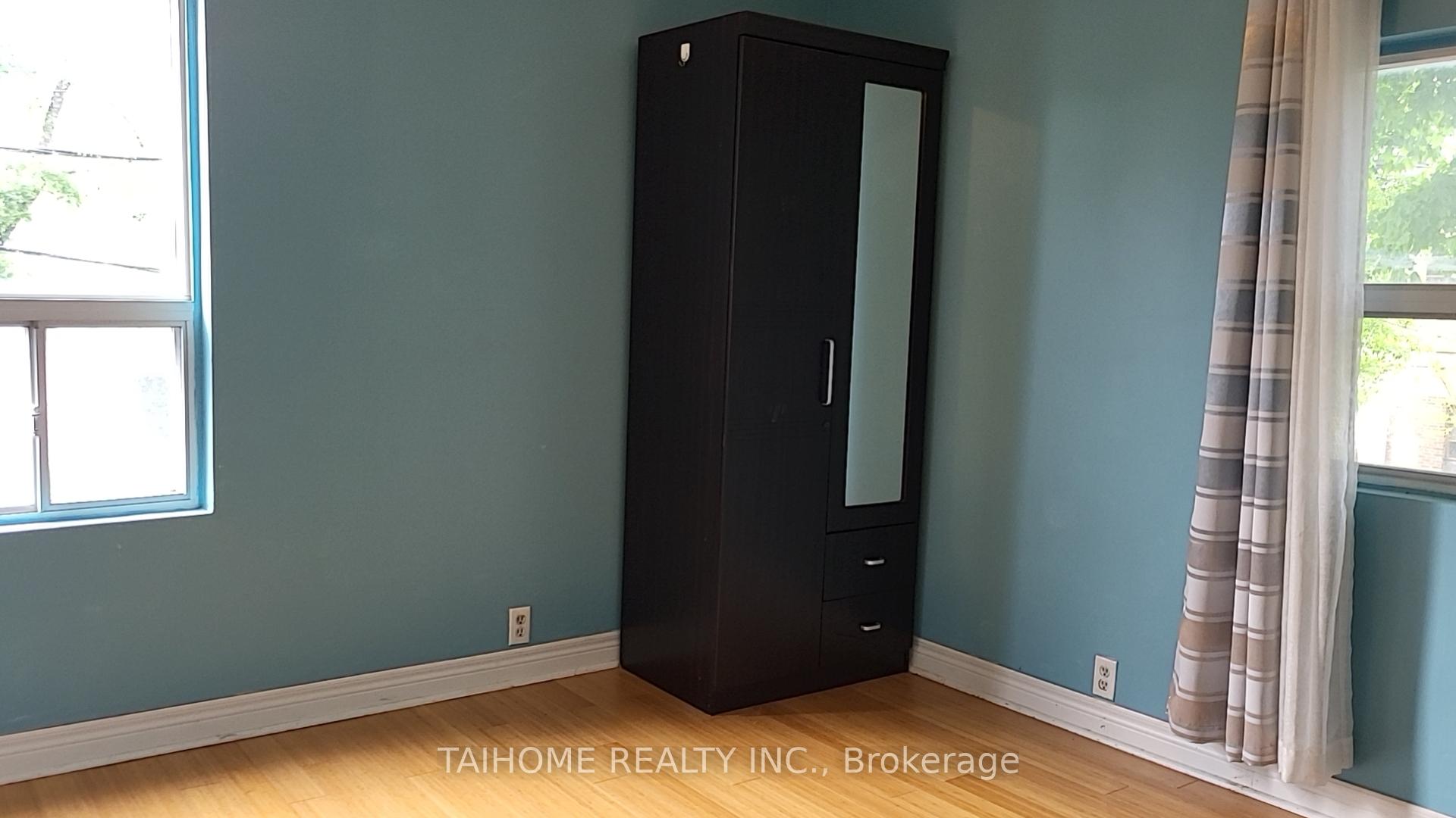 Photo 6 of Unit Upper, 159 Galt Avenue, Toronto, South Riverdale — HOMEH